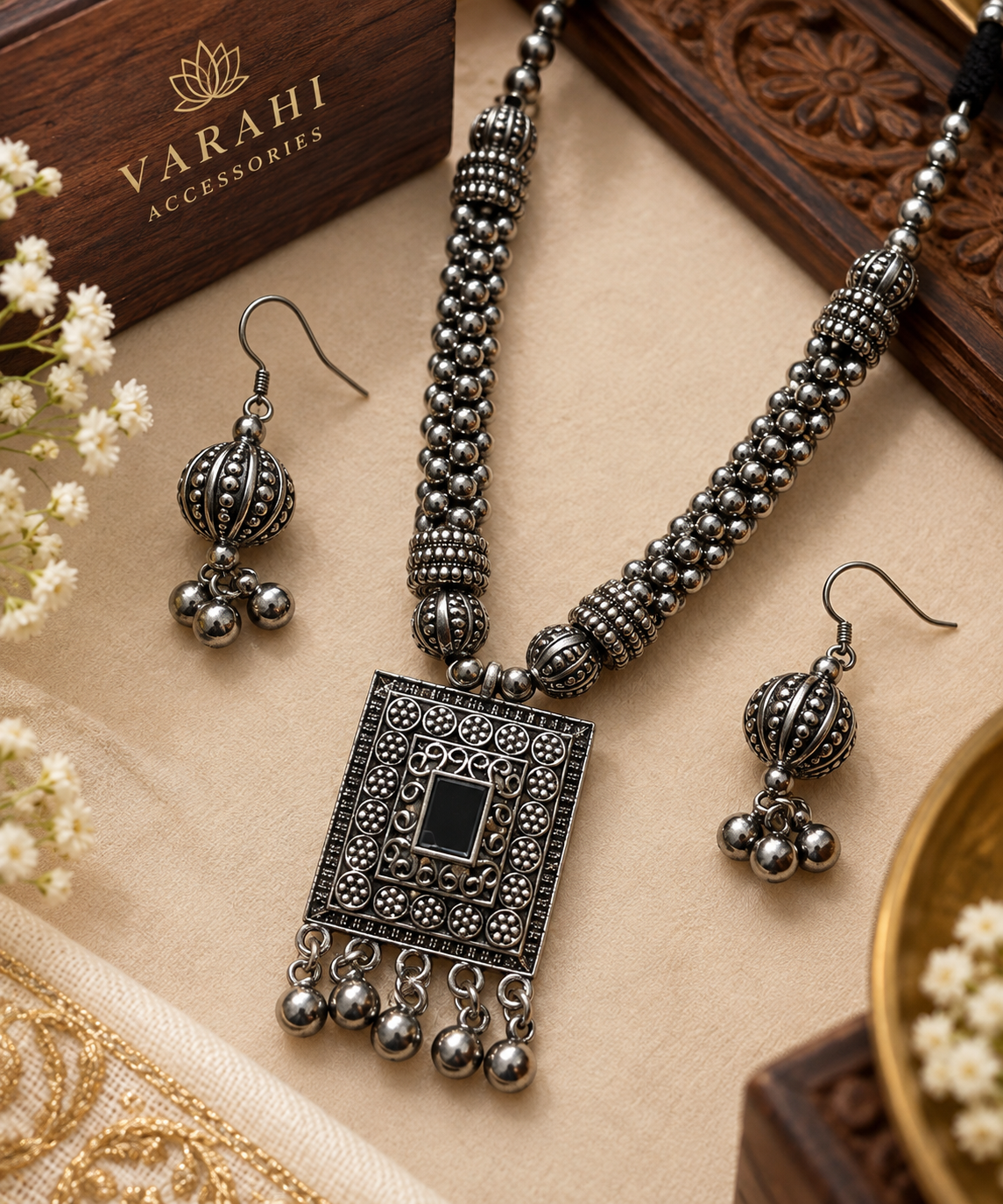 Long Necklace Set With Rectangle Mirror Pendant