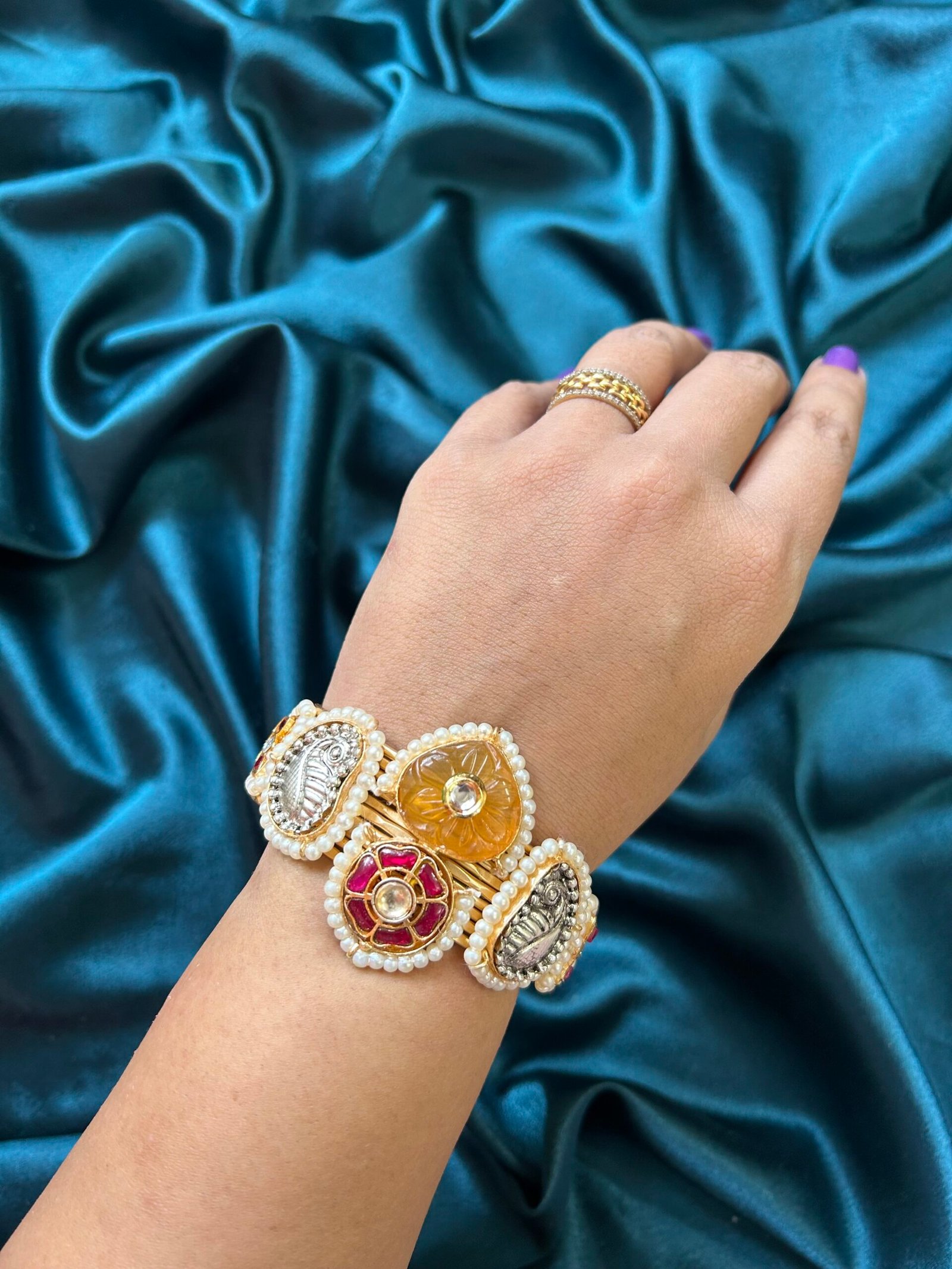 Brass Dual Tone Monalisa Bracelet - Yellow