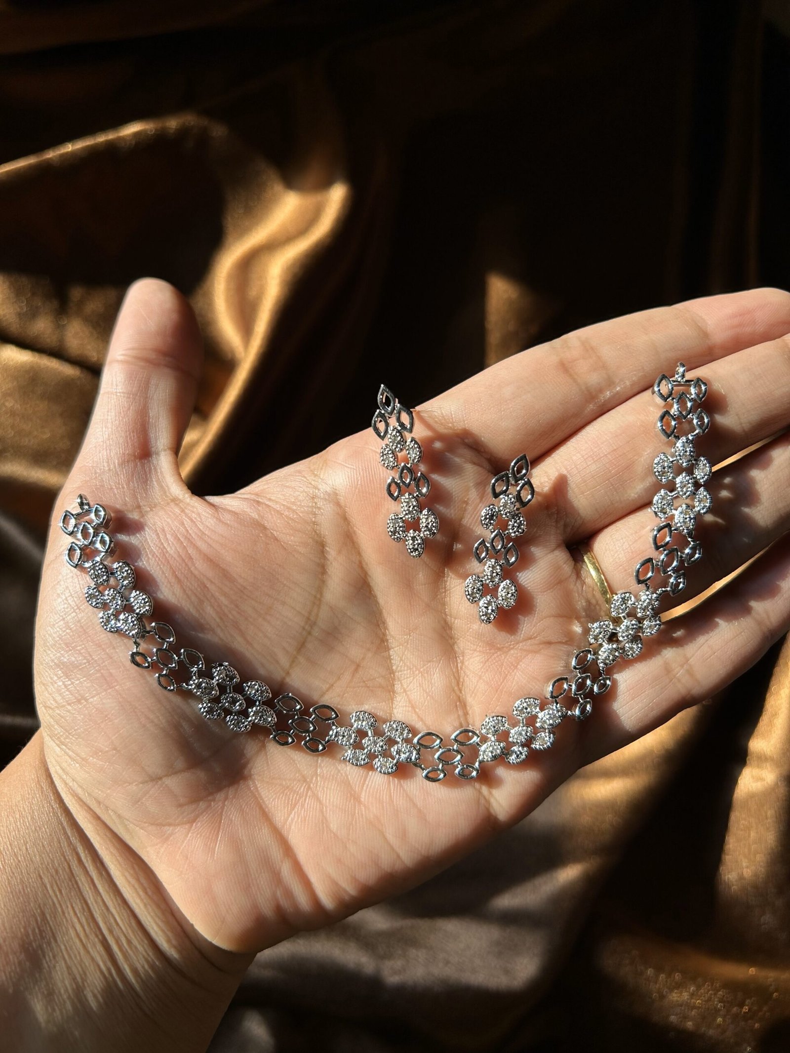 AD Silver Necklace Set
