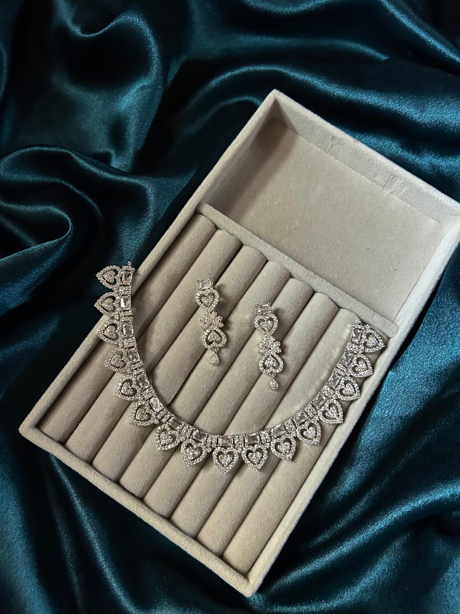 AD Necklace Set - Silver