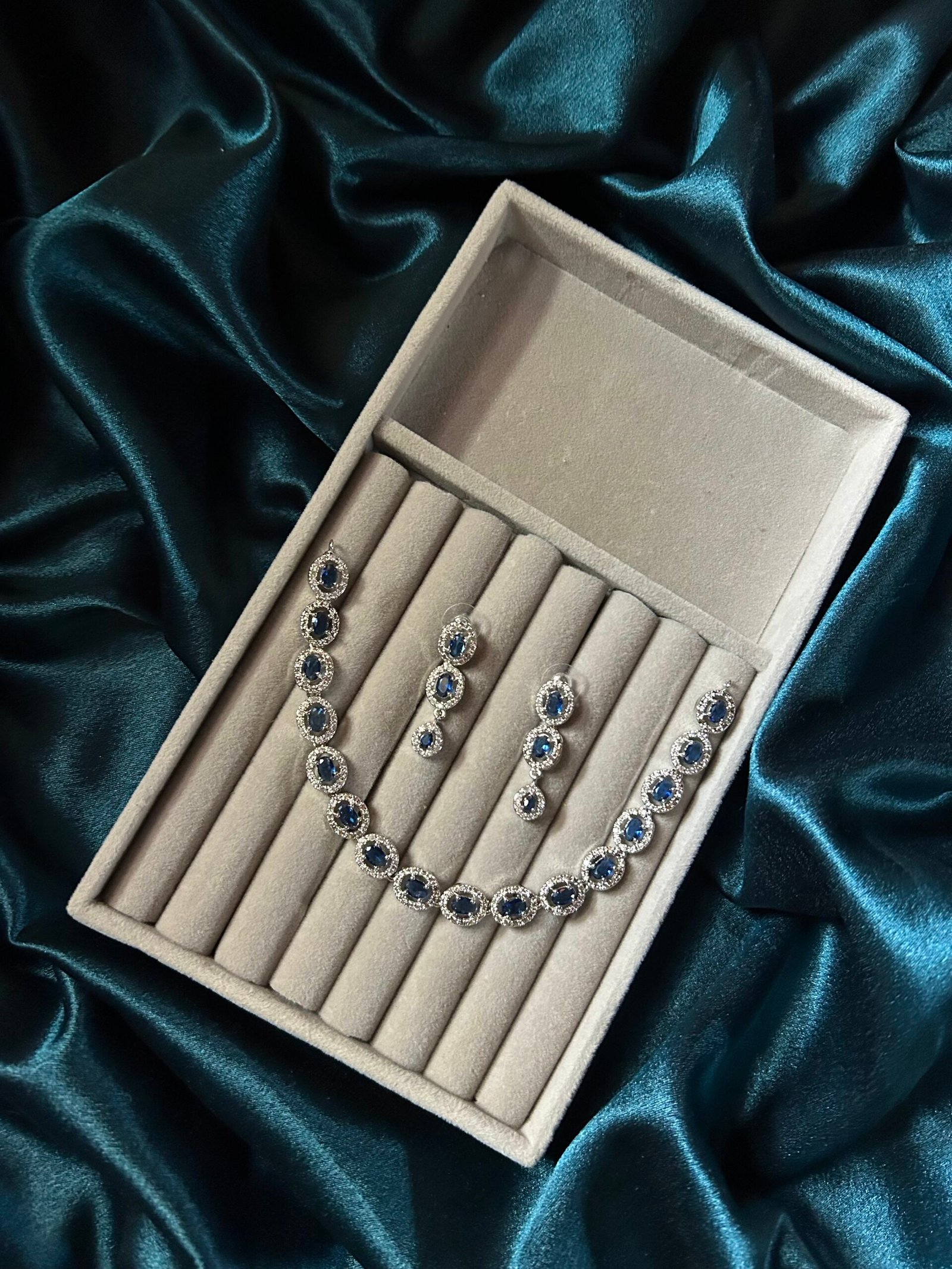AD Necklace Set - Dark Blue