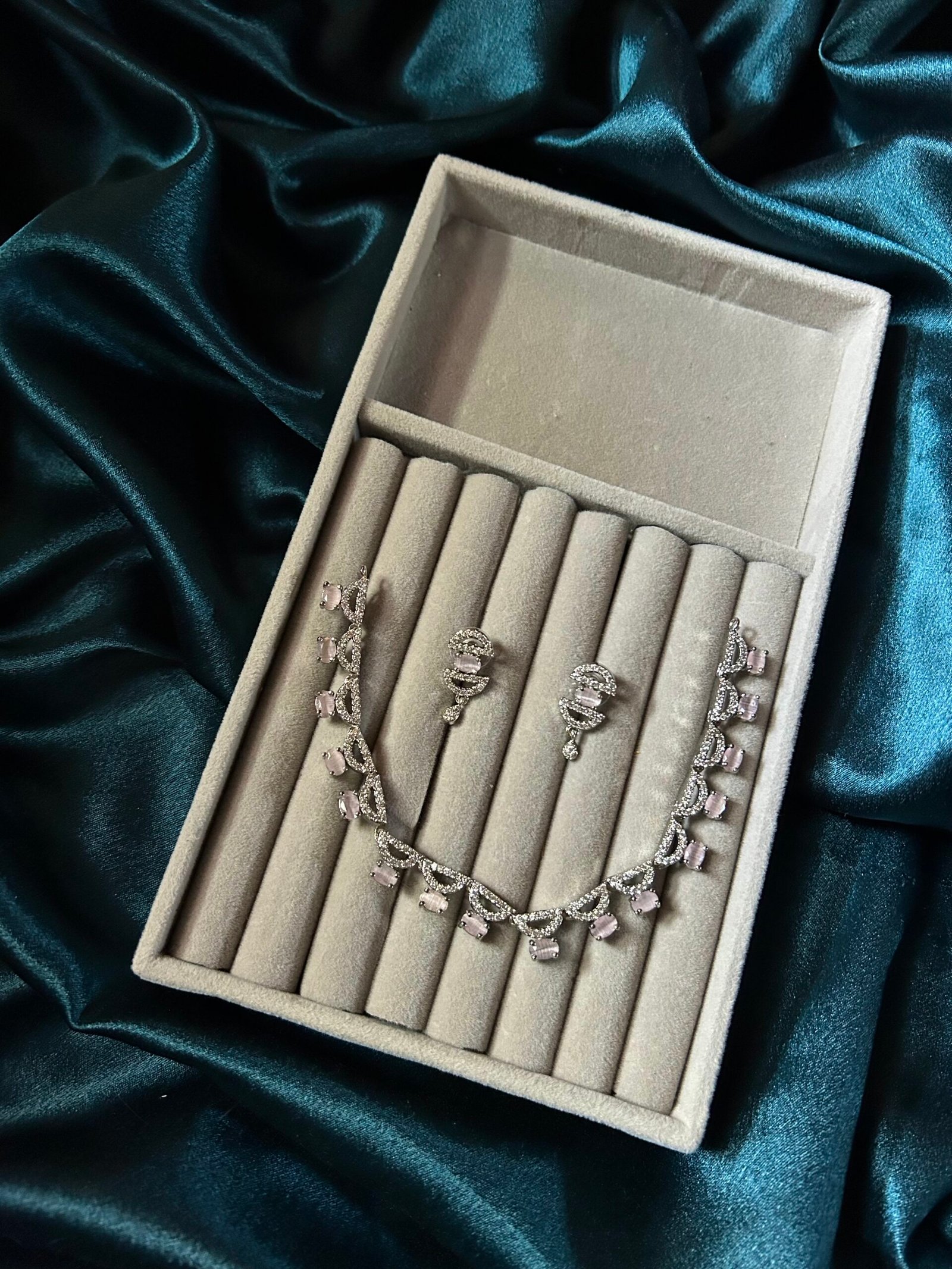 AD Necklace Set - Pink