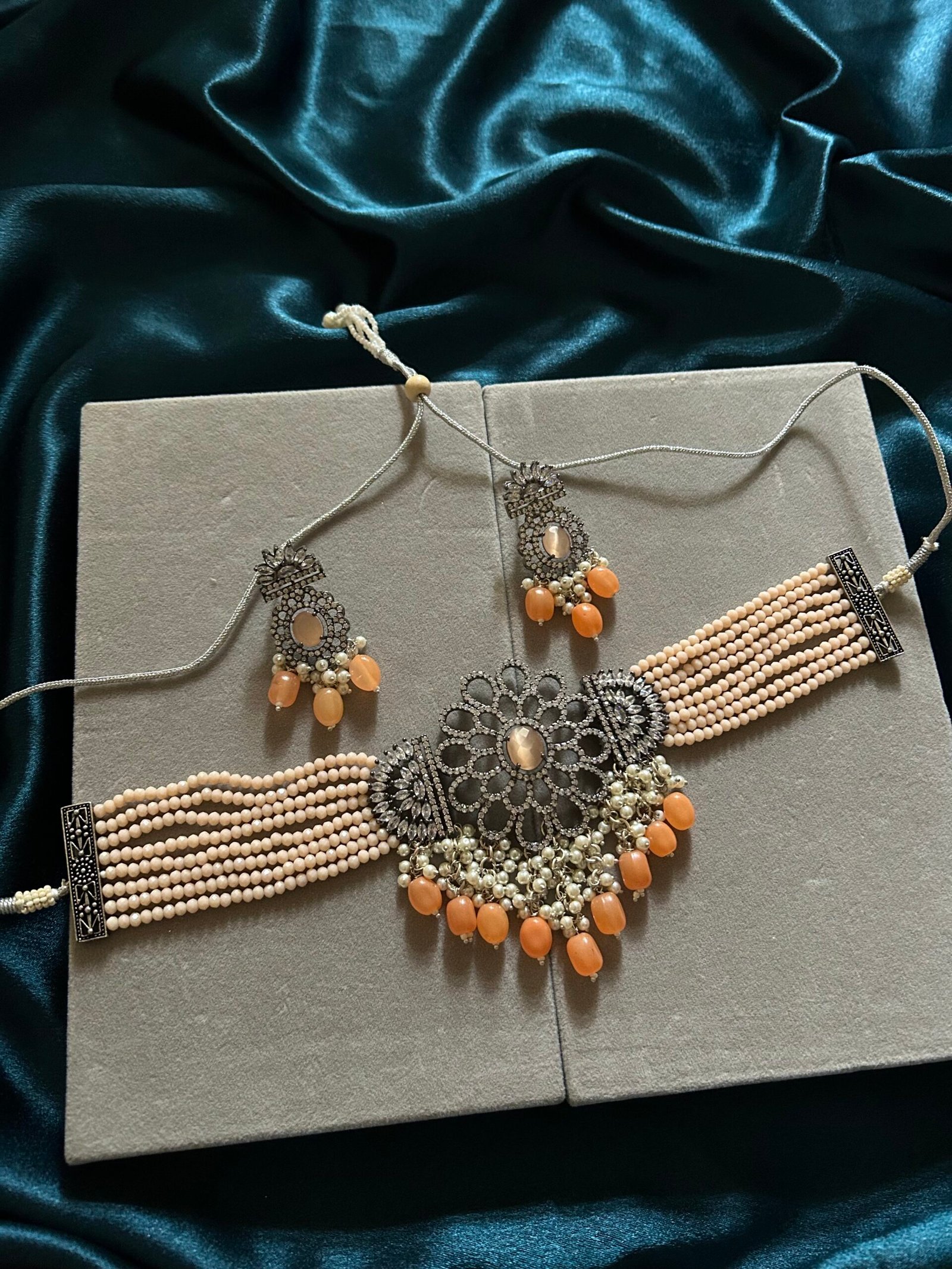 AD Monalisa Necklace Set - Peach