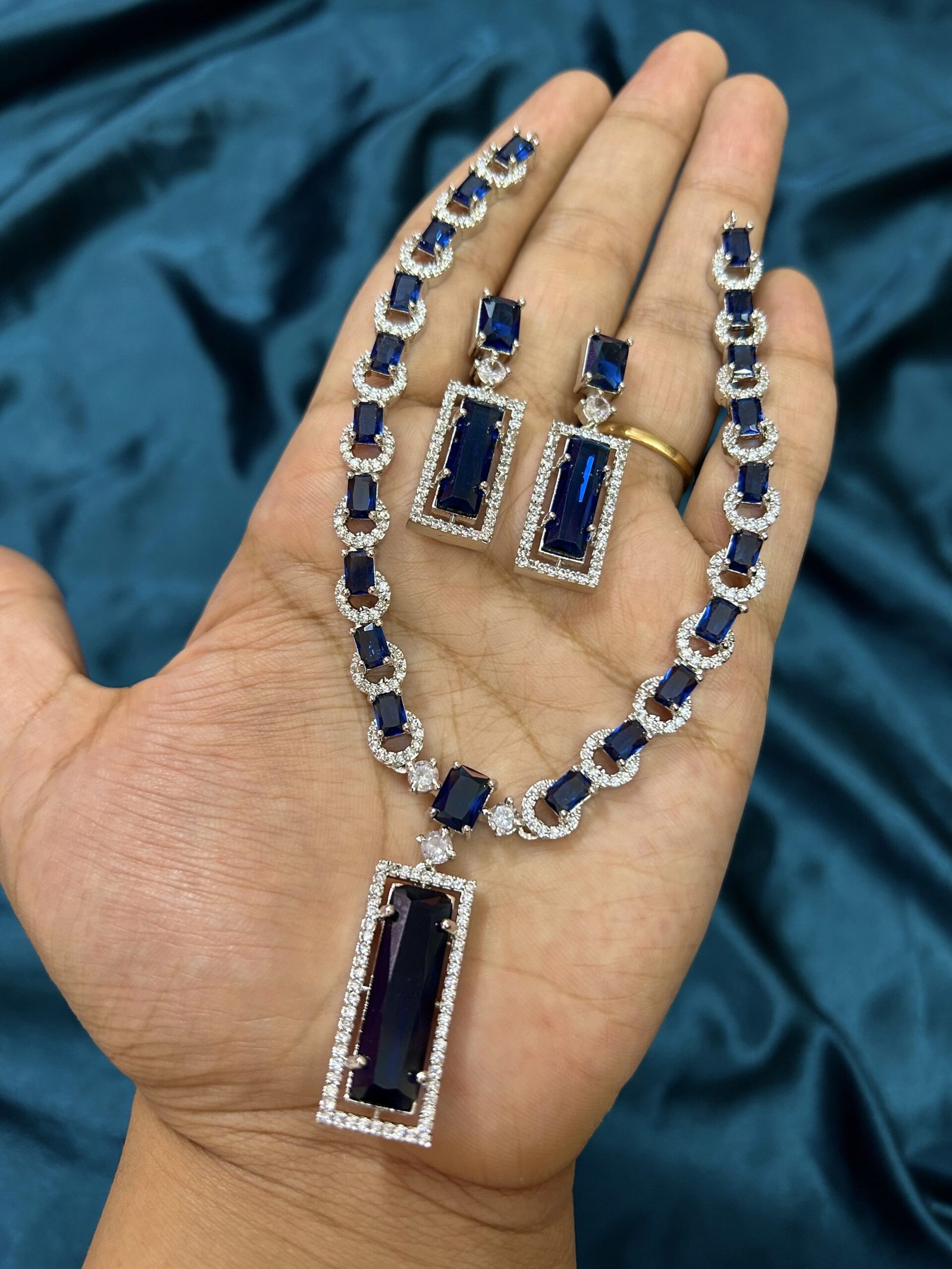 AD Necklace Set - Blue
