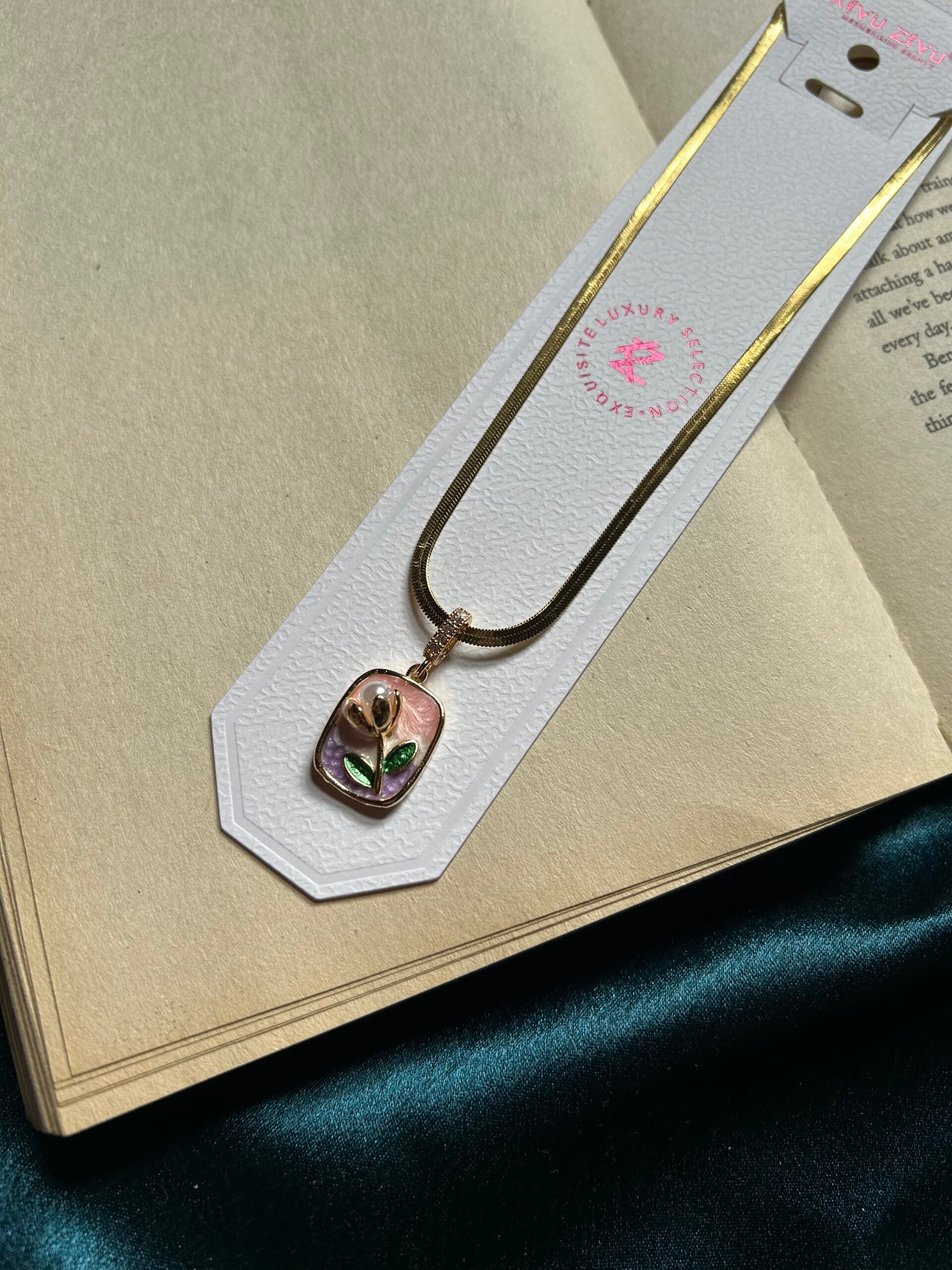 Anti Tarnish Tulip Chain Pendant