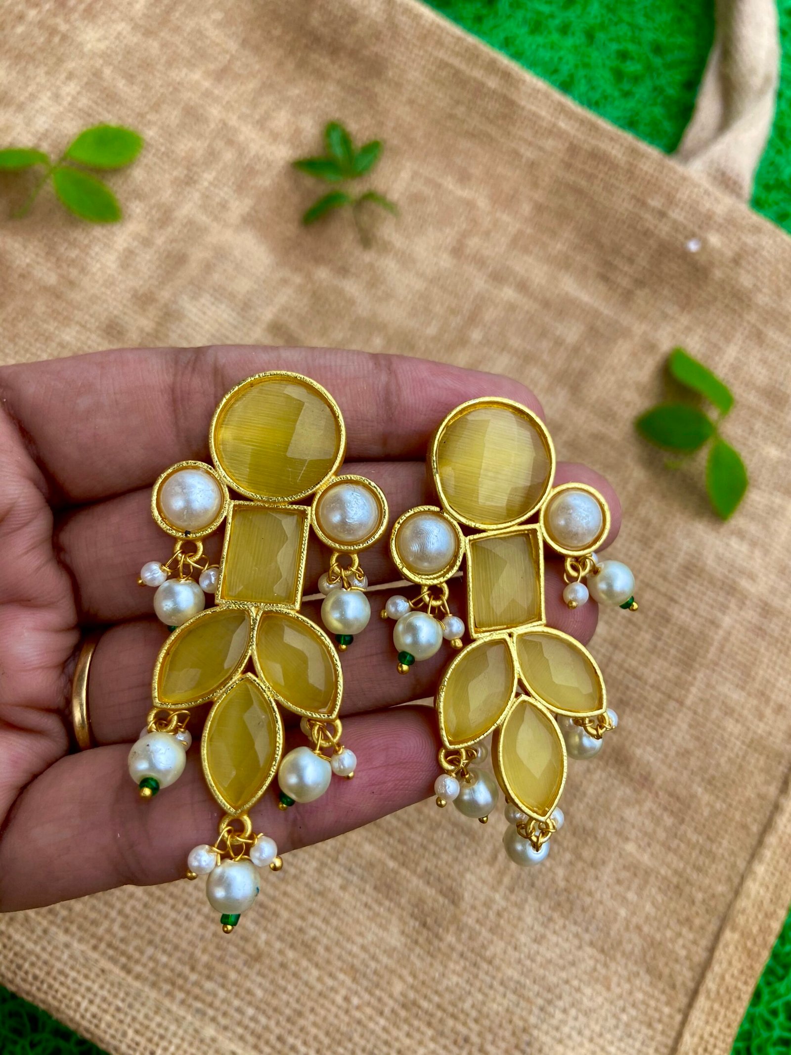 Brass Druzy Earrings with pearl - Yellow