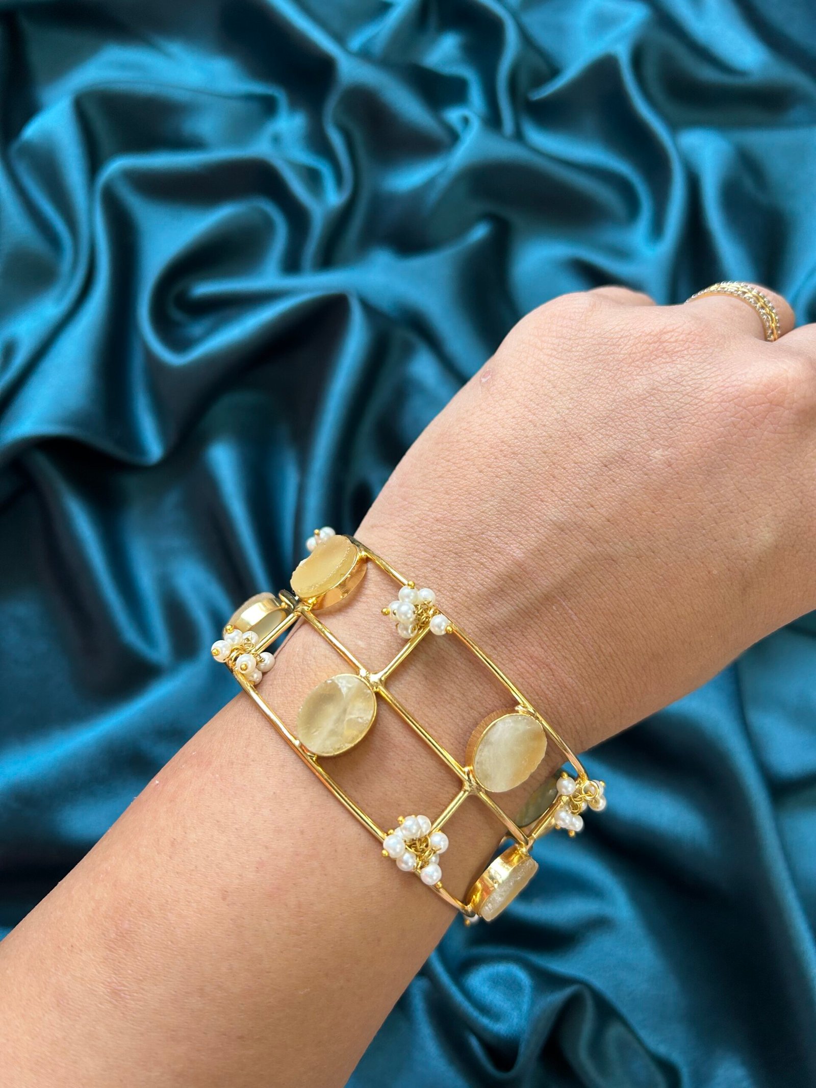 Brass Natural Stone Bracelet - Yellow