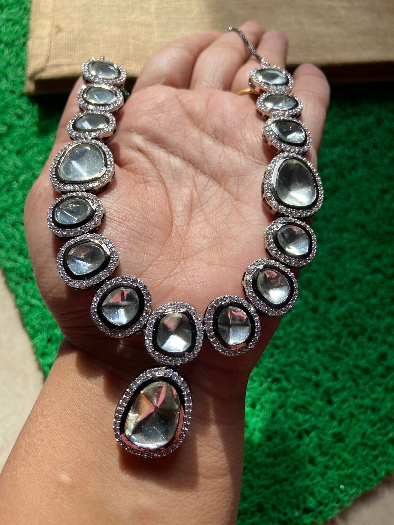 Victorian Finish Pachi Kundan Set