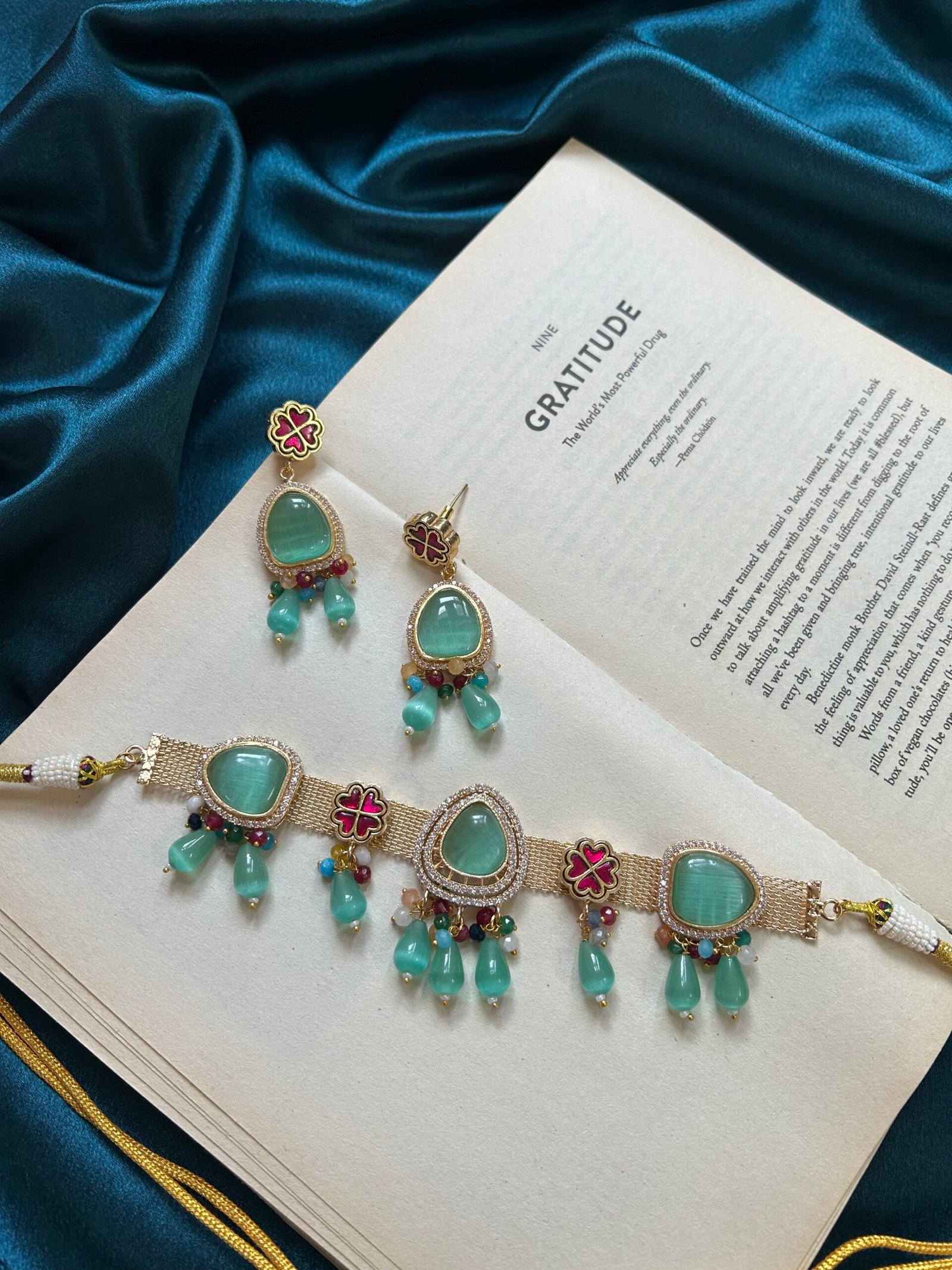 Brass Necklace Set With Earrings - Mint