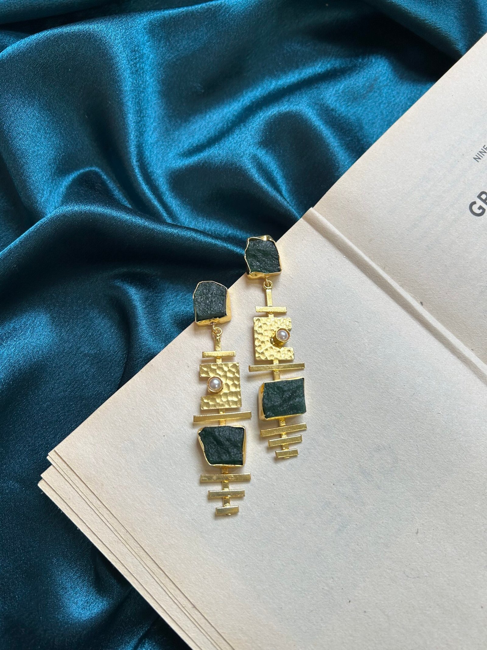 Brass Natural Druzy Stone Earrings - Green
