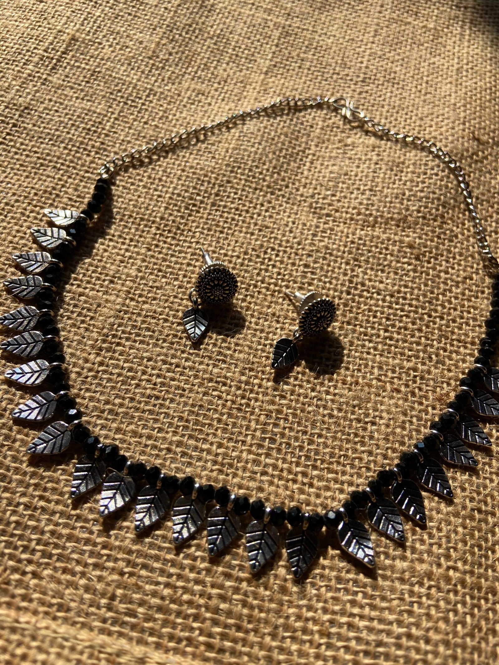 IMG_5834-scaled-1.jpg Oxidised Black Mala Leaf Choker Set - Image 1
