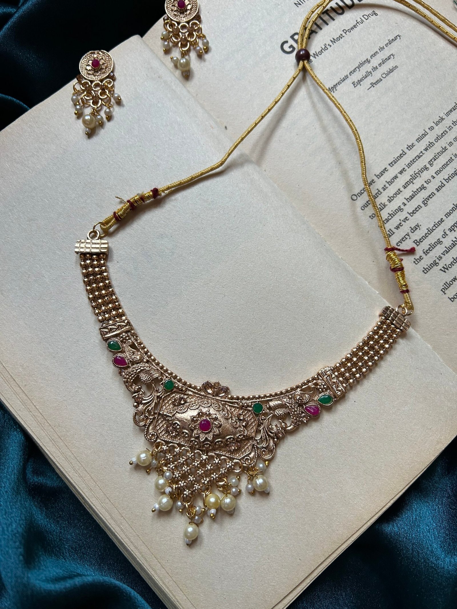 Ruby Green Heritage Necklace Set