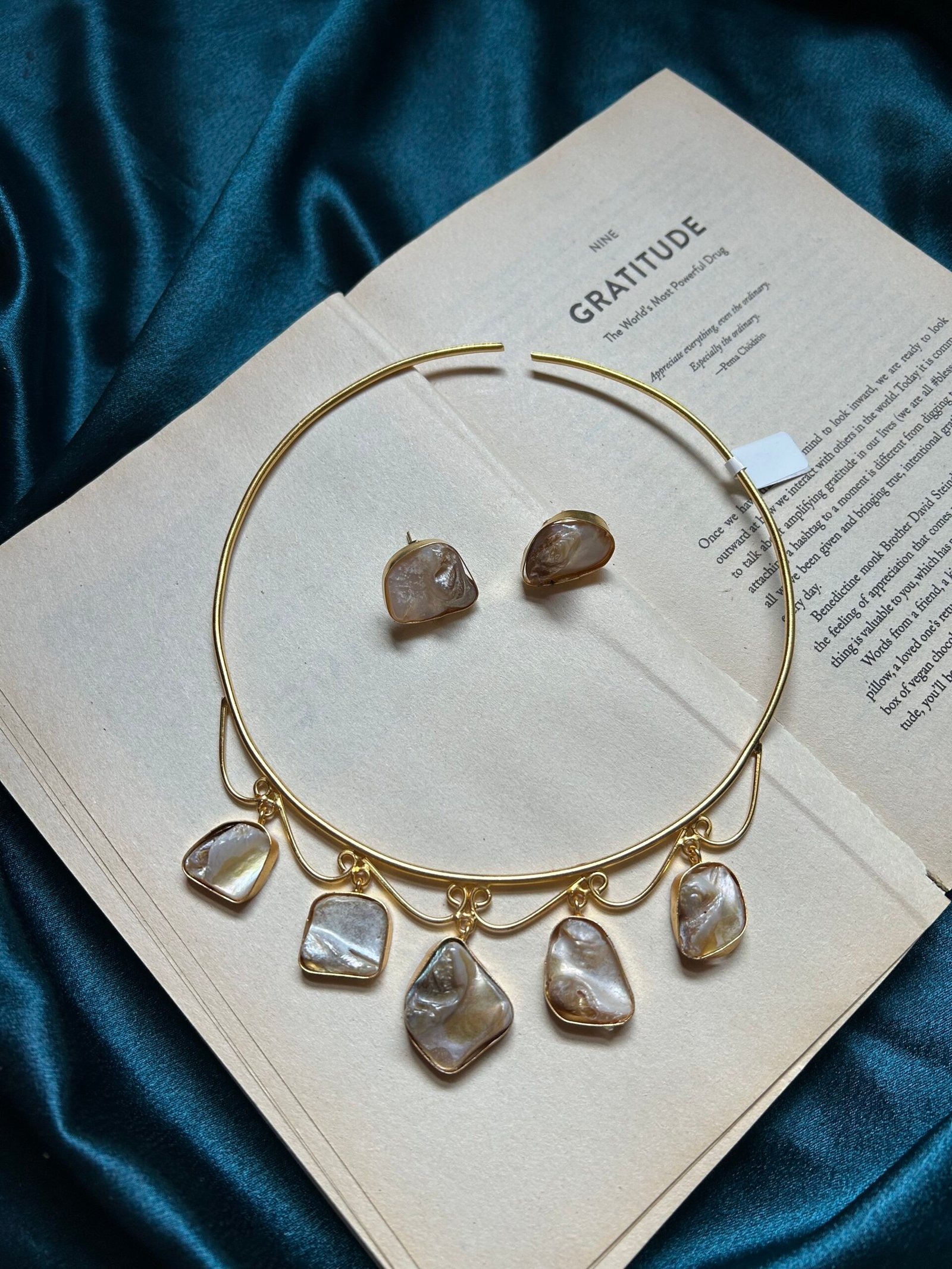 Brass Stone Hasli With Studs