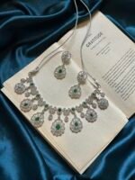 AD Necklace Set With Earrings - Green - Image 4
