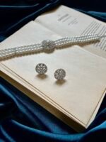 AD Pearl Necklace Set With Studs - Image 3