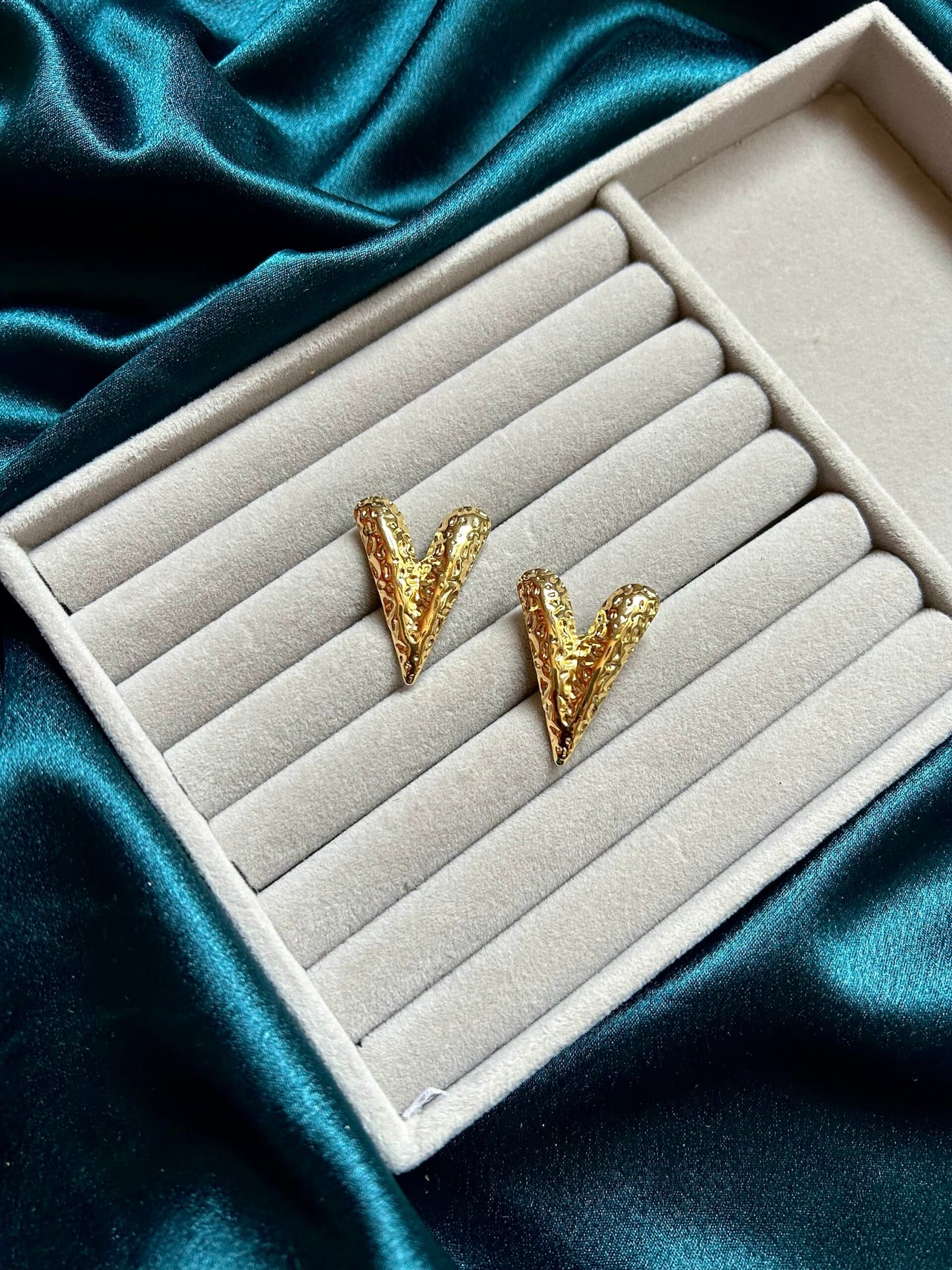 Anti Tarnish Heart Stud Earrings