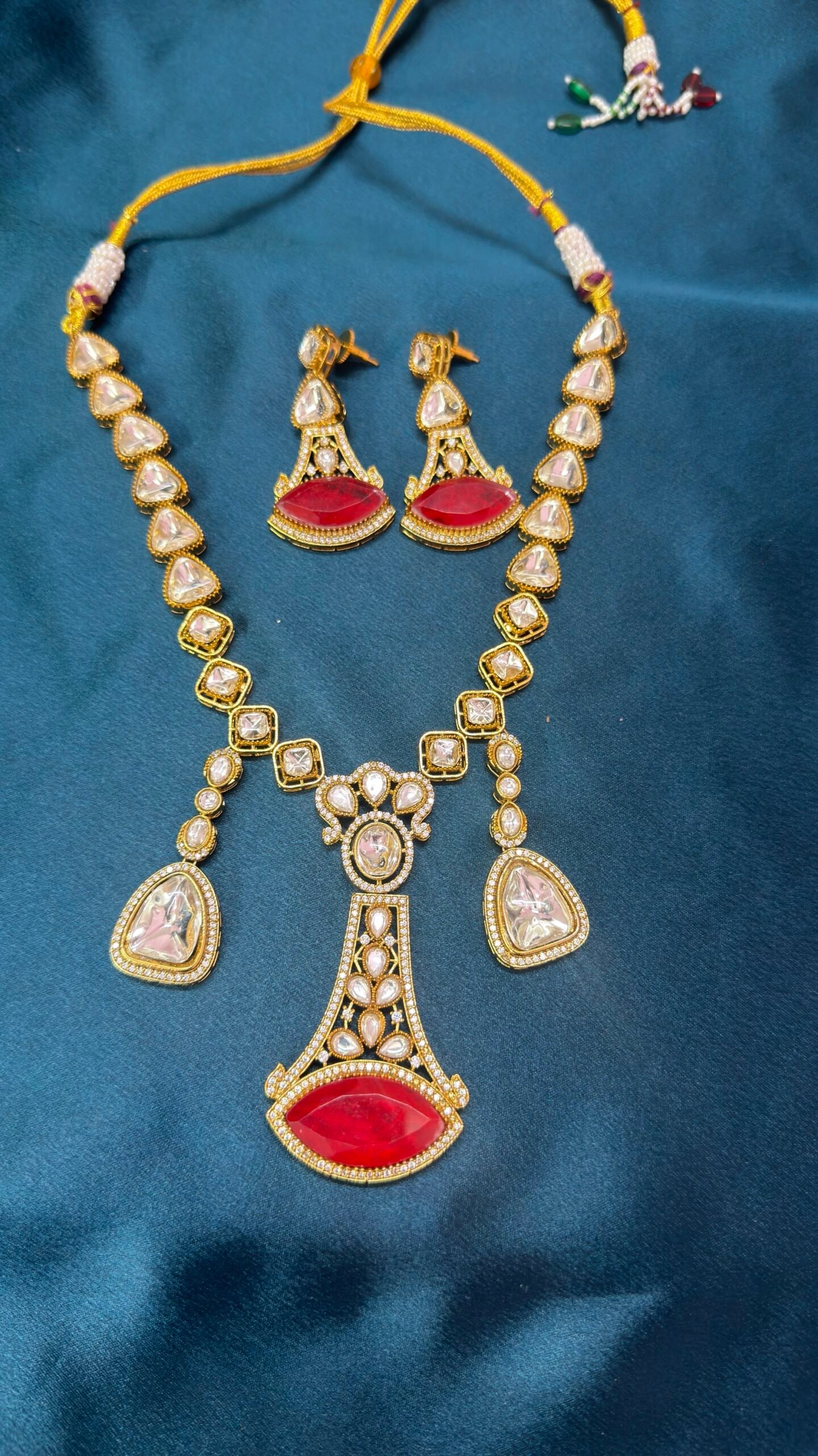 Polki Kundan Moissanite Necklace Set With Earrings - Red