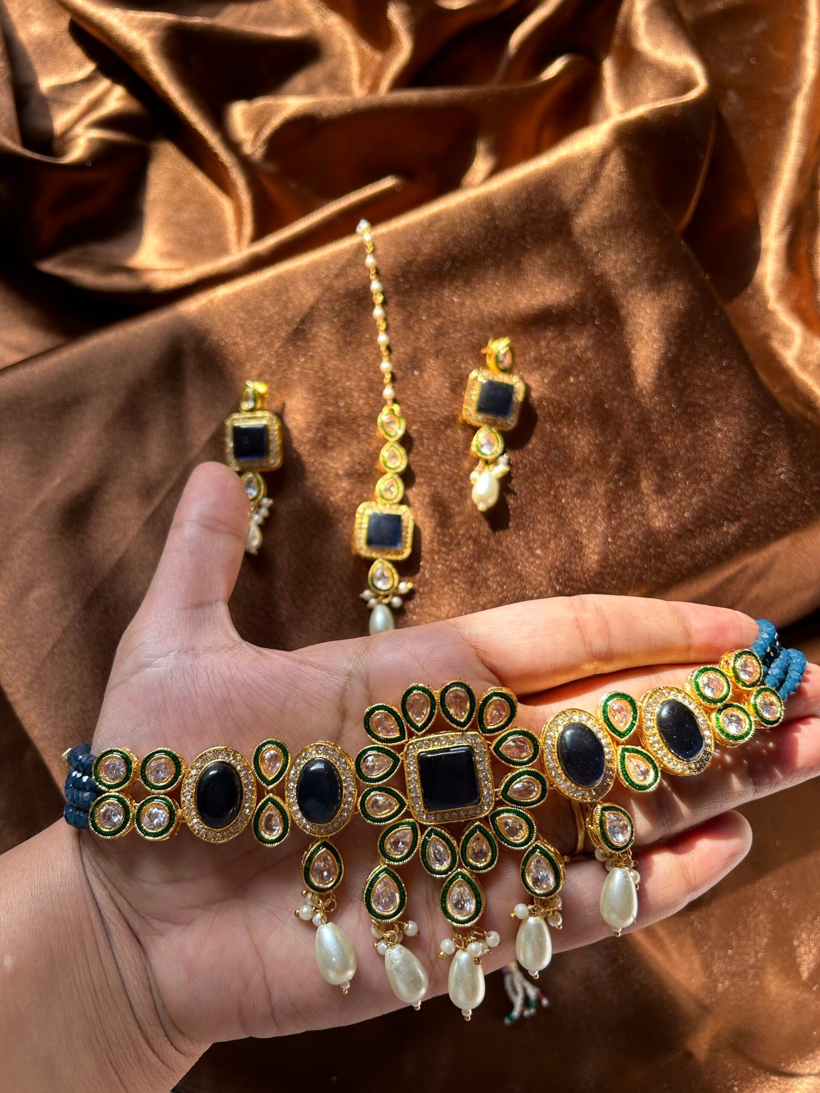 Kundan Neckset With Mangtika - Blue