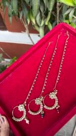 Brass Kundan Nose Pin With Chain - Image 2