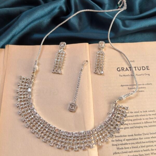 AD Necklace Set With Earrings and Mangtika - Silver