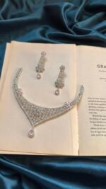 AD Necklace Set With Earrings - Pink - Image 2
