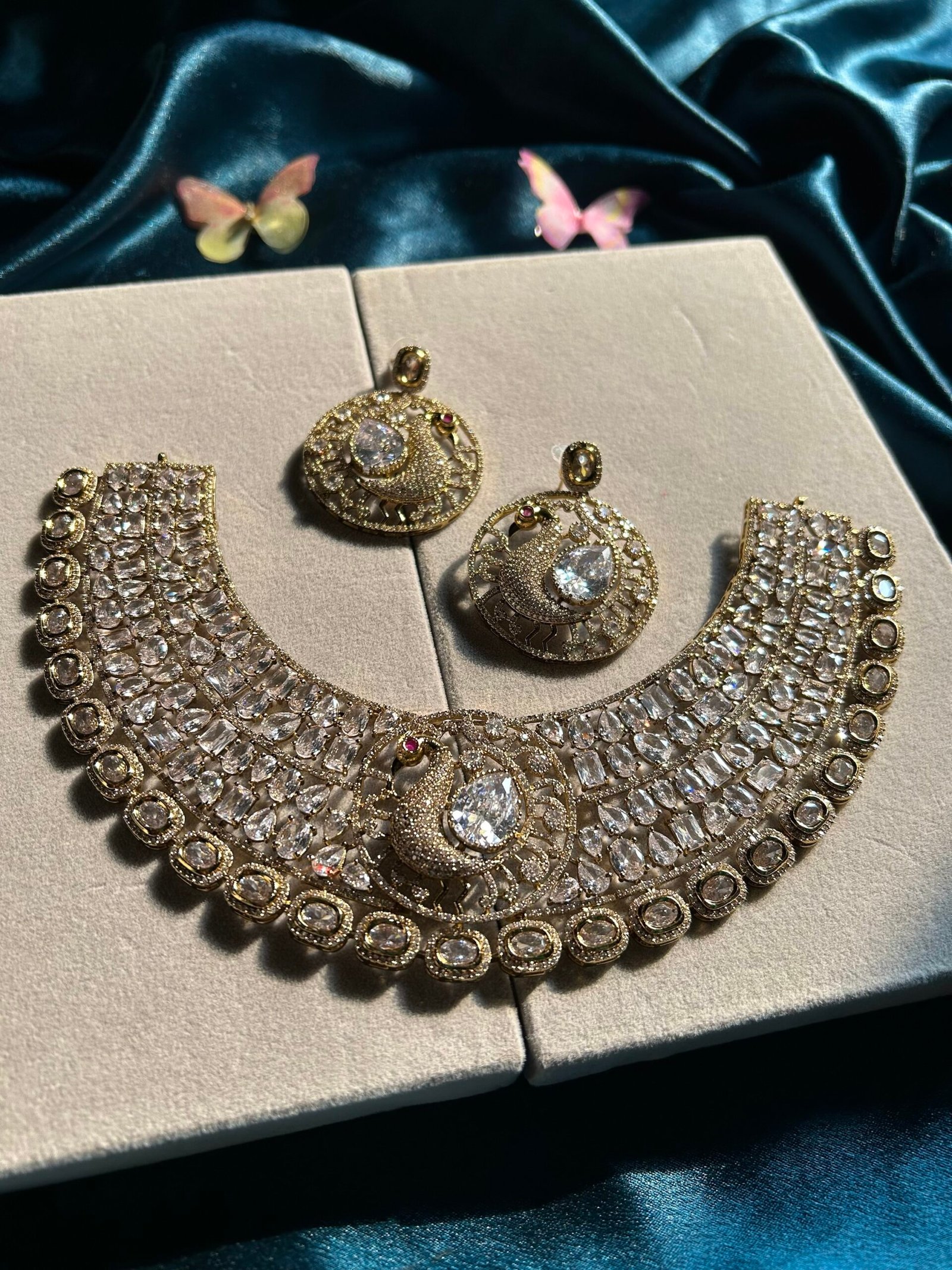 AD Set in Apala polish With Mossainite stones – Silver