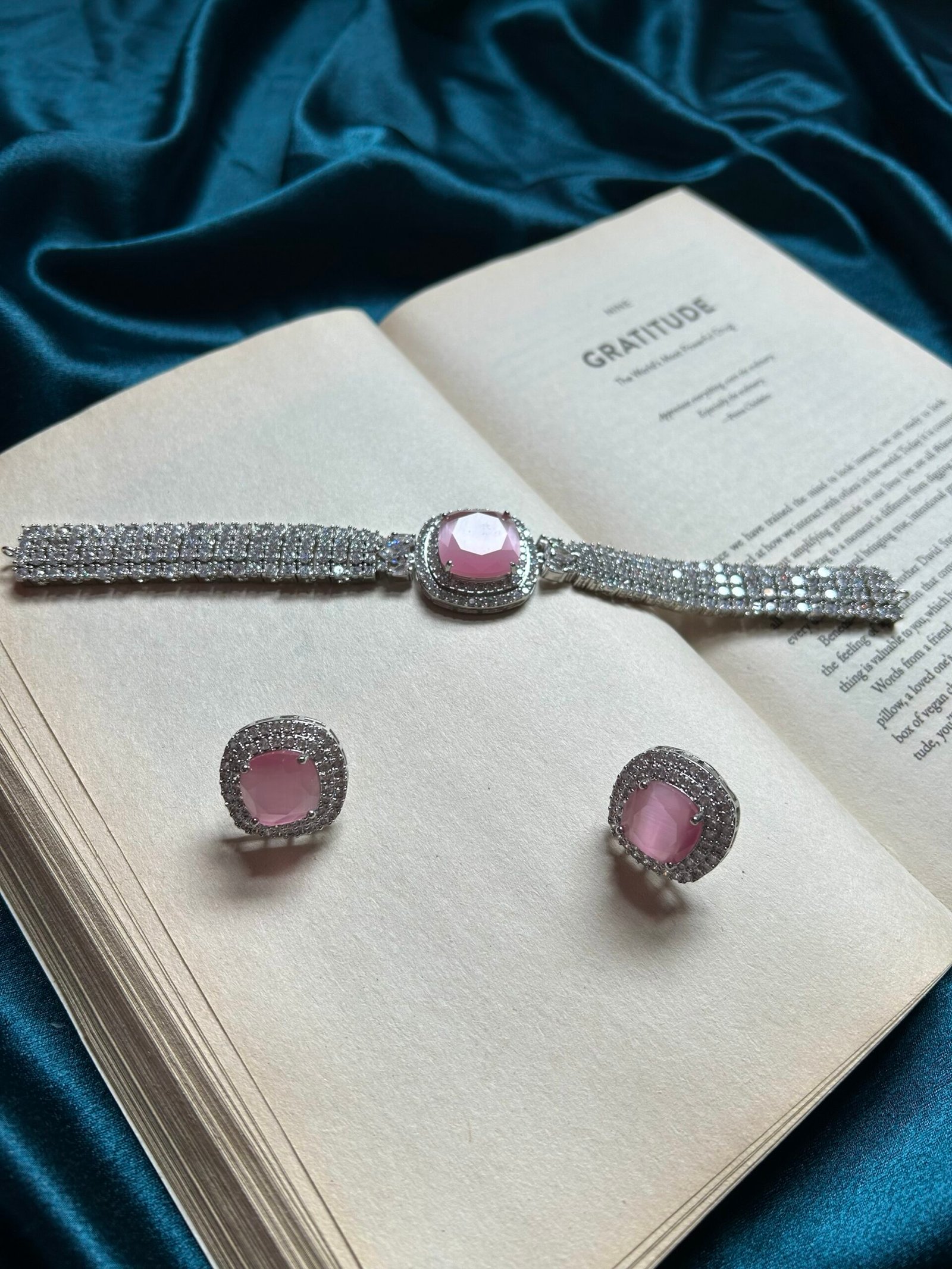 AD Necklace Set With Studs - Pink