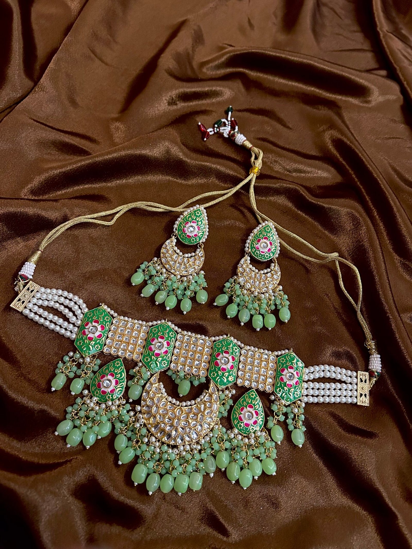 Kundan Necklace Set - Parrot Green