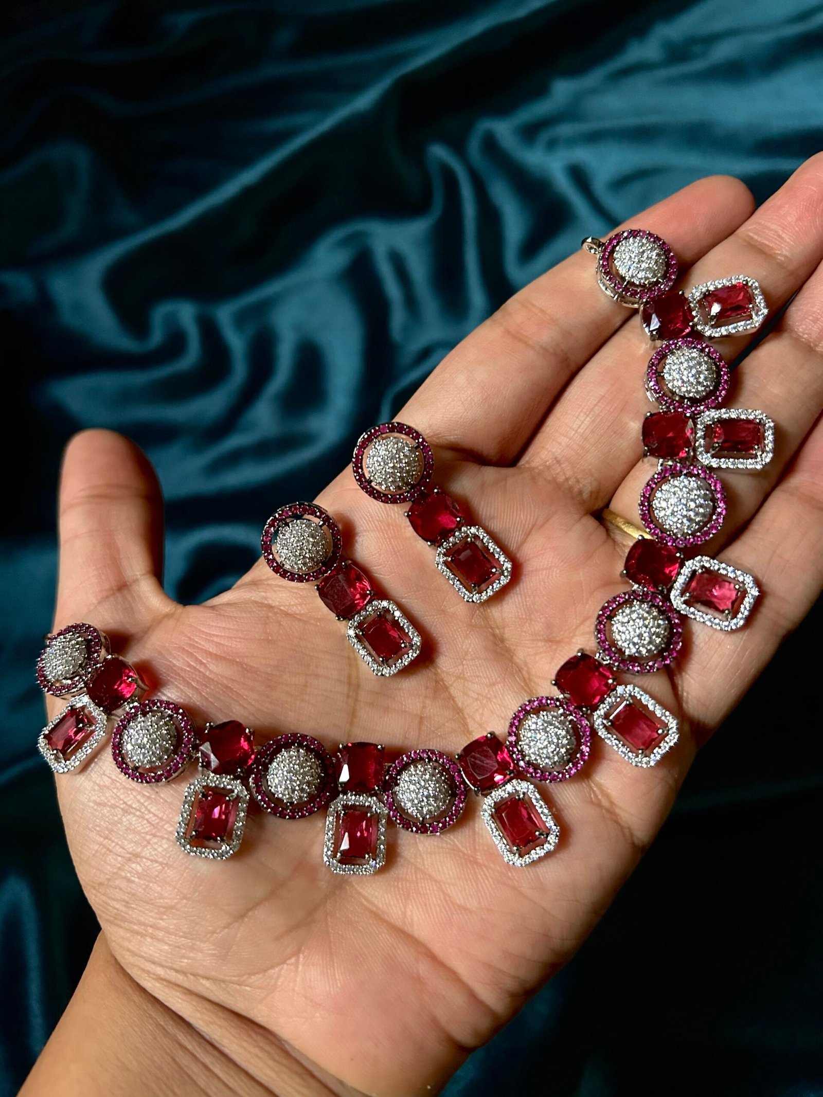 Selena AD necklace Set - Red