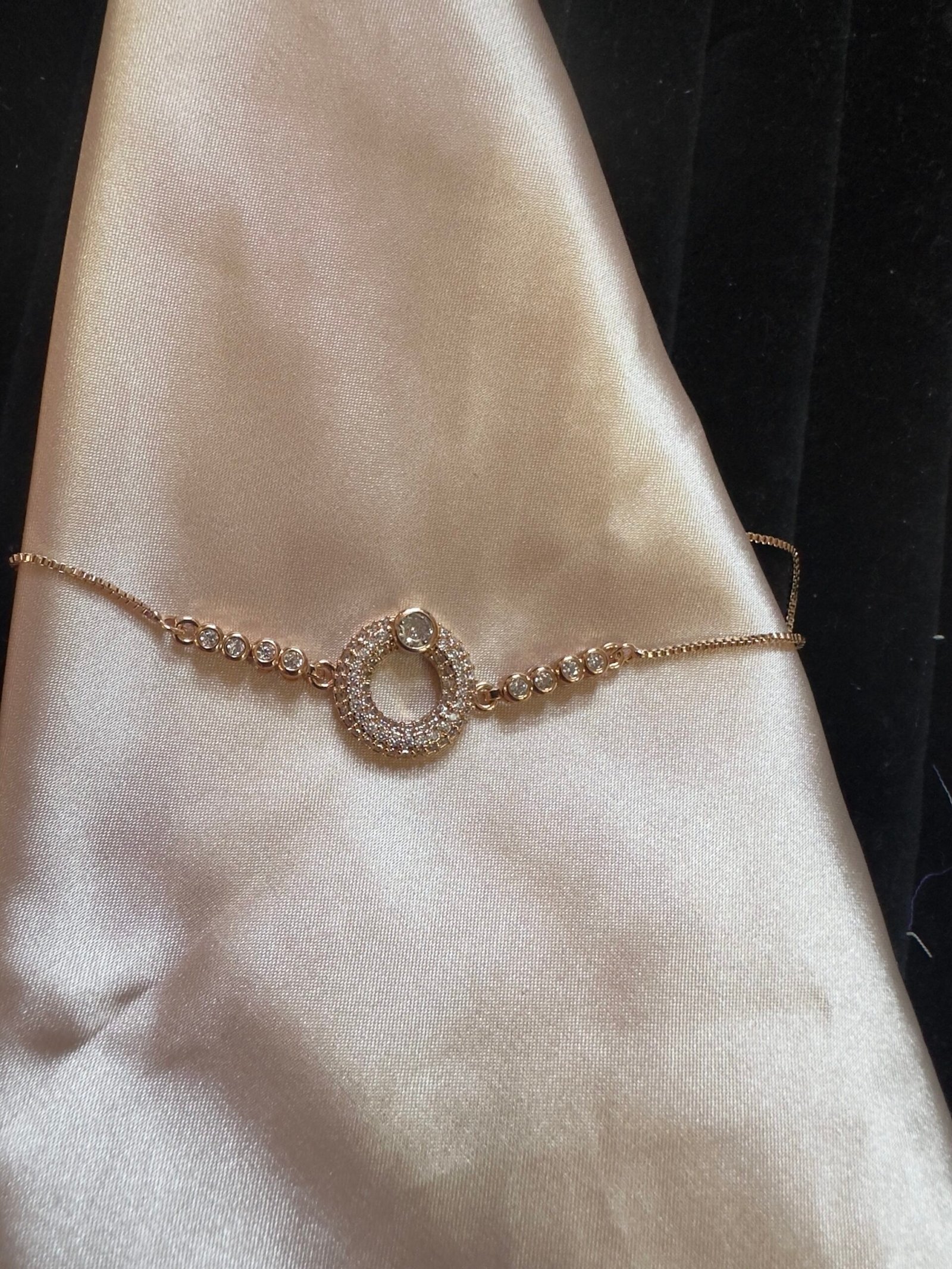 AD Push Pull Bracelet- Circle in Circle