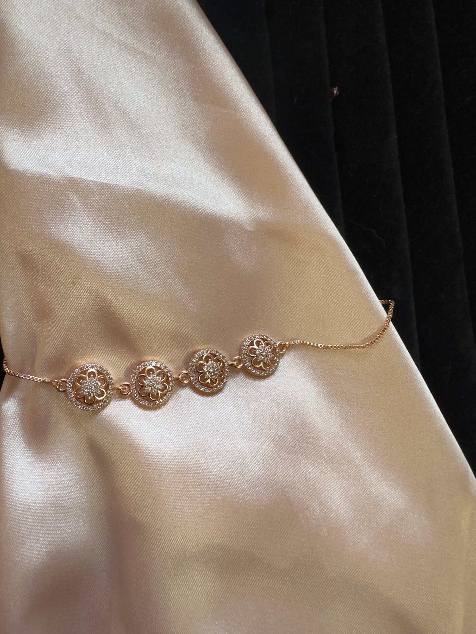 AD Push Pull Bracelet - Open Circles
