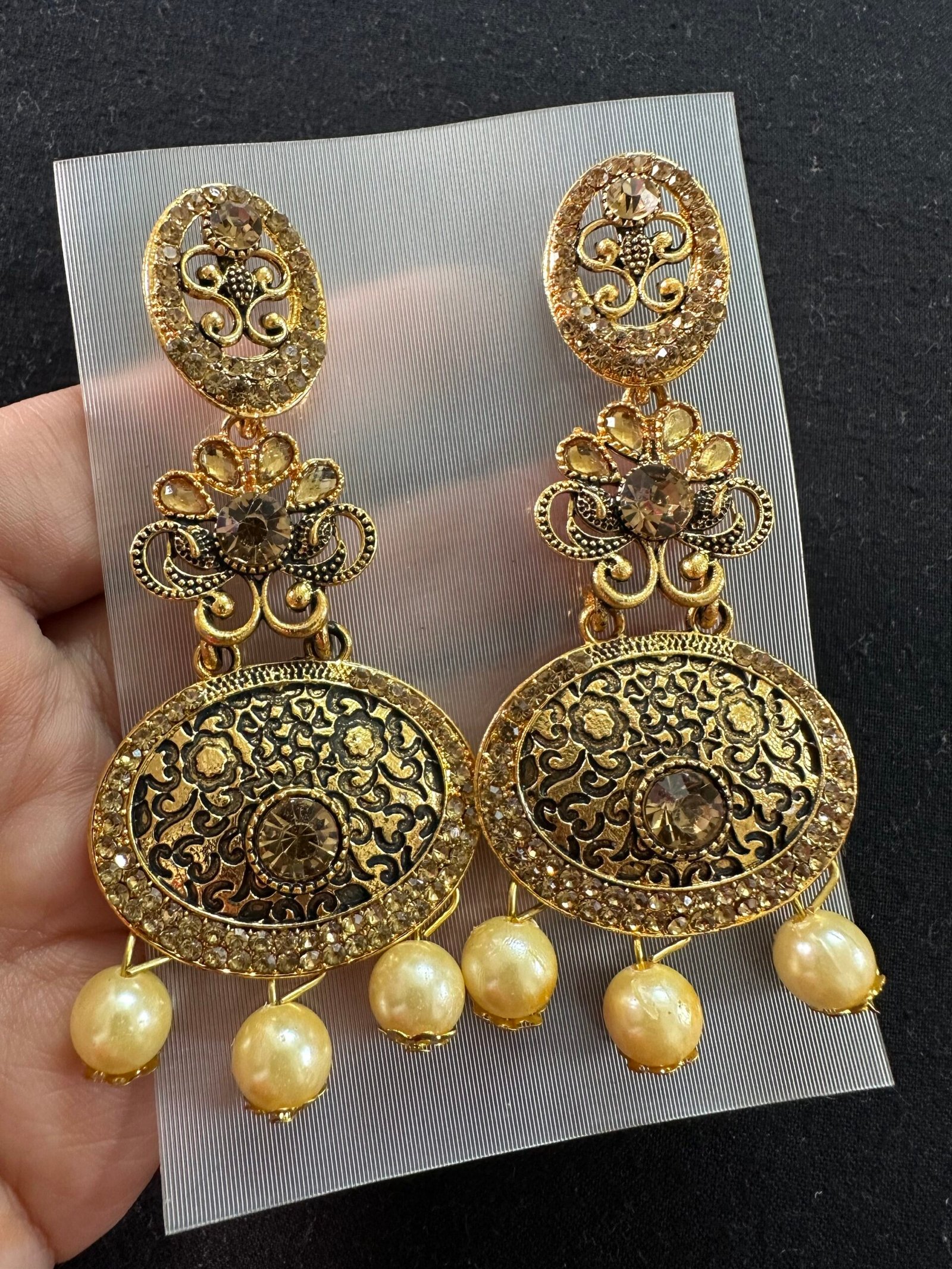 Long Earrings With Moti Hanging