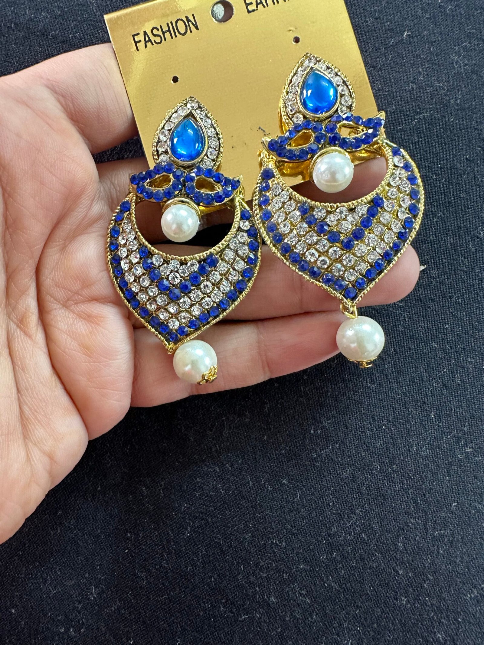 Earrings Royal Blue With Moti