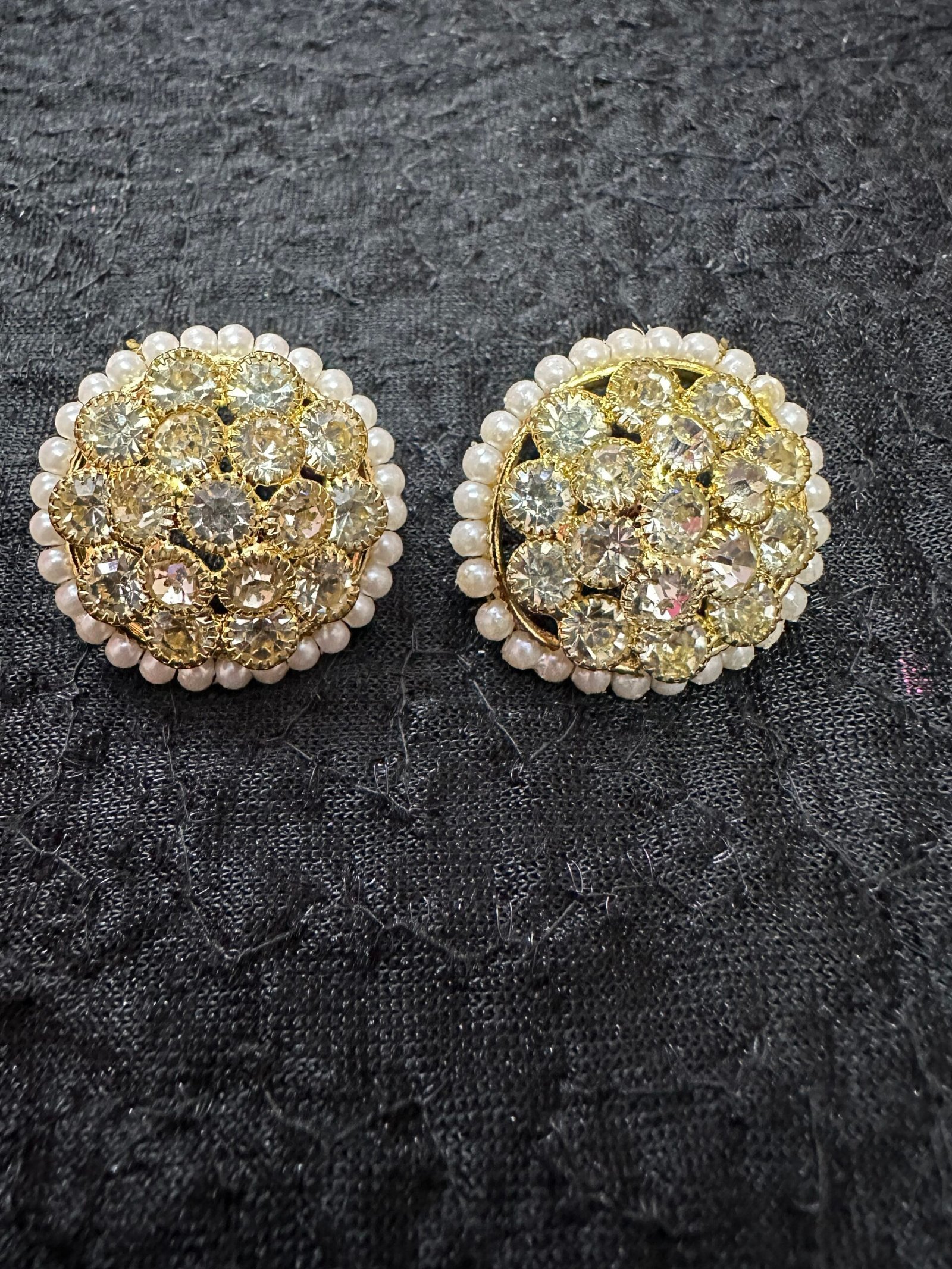 Silver Stone Studs