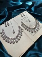 AD Necklace Set With Earrings and Mangtika - Champagne - Image 2