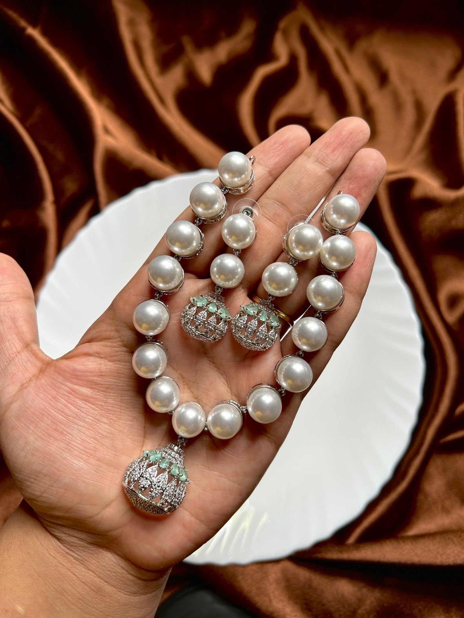 AD Sophia Pearl Necklace - Mint