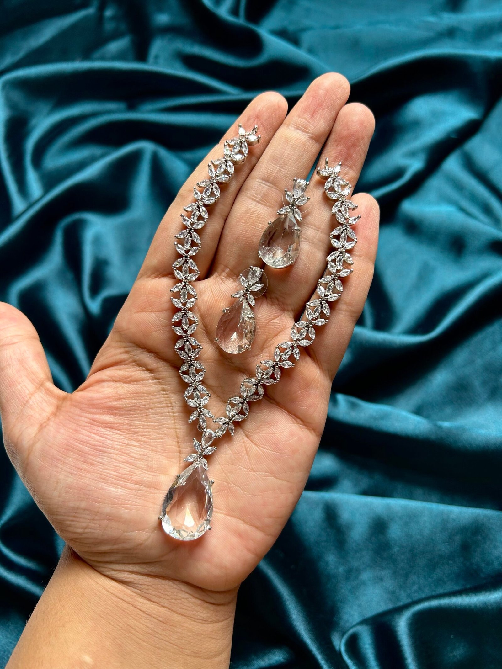 AD Necklace Set -Silver