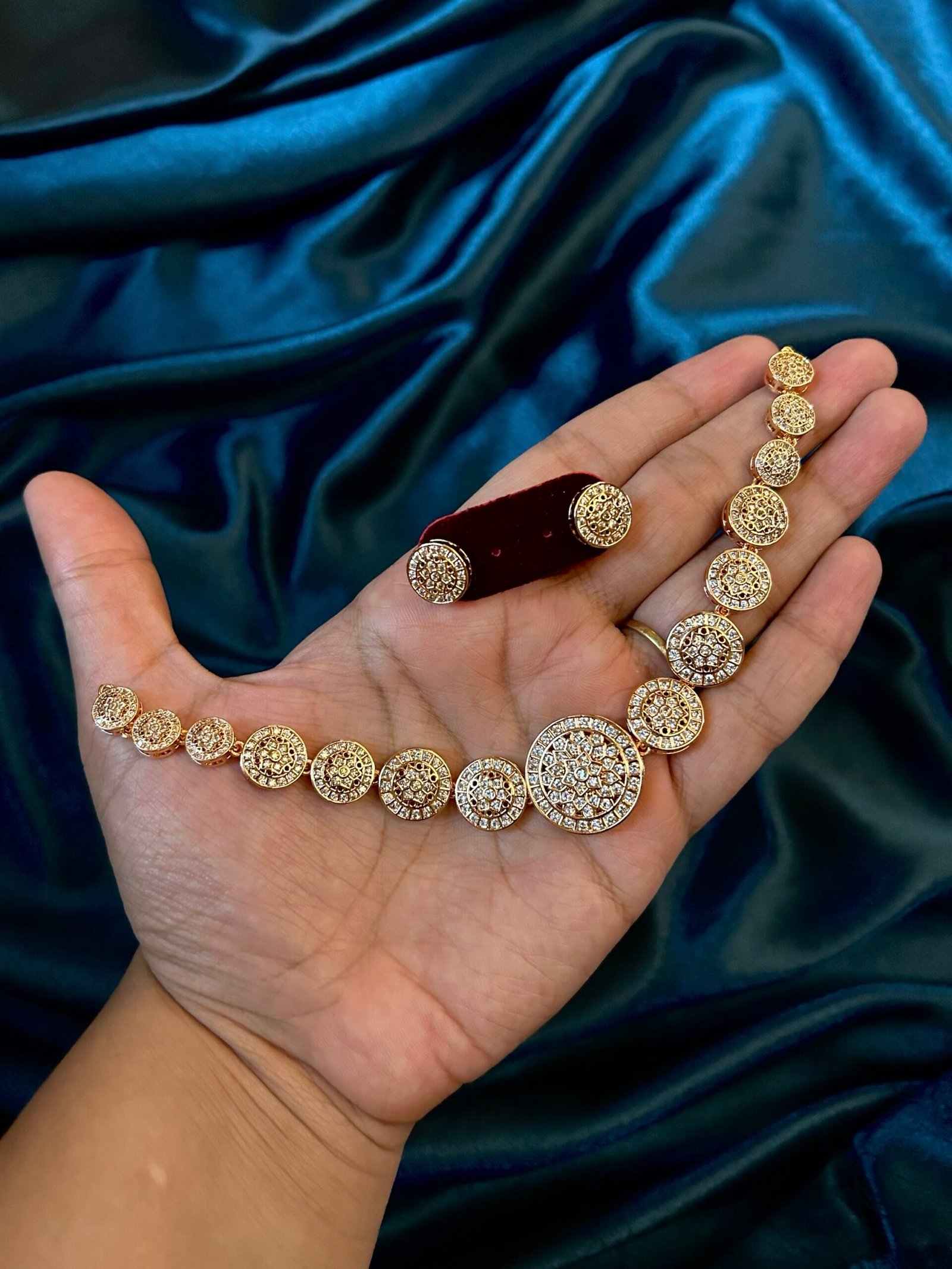 DC AD Round Neckset