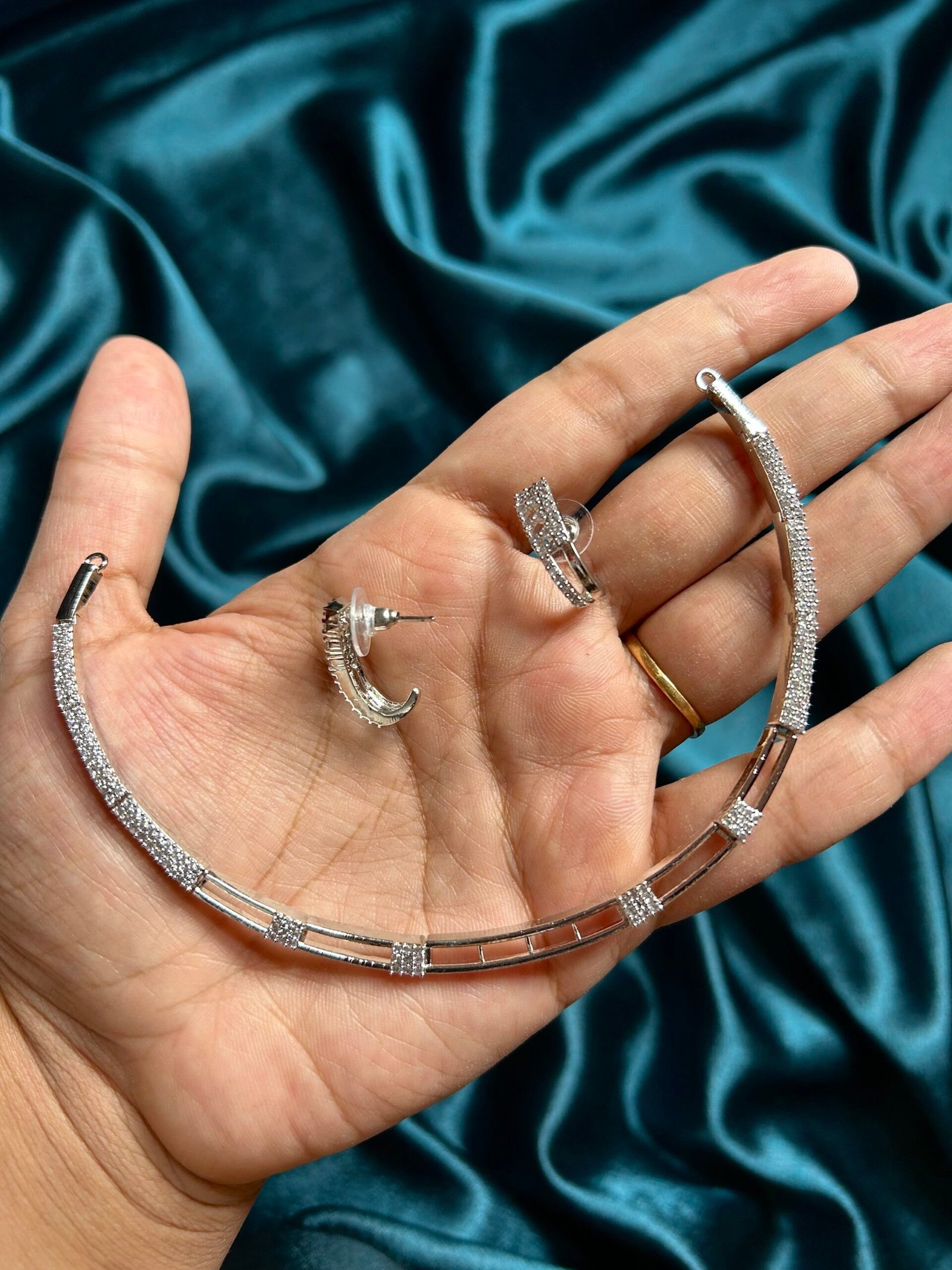 AD Necklace Set