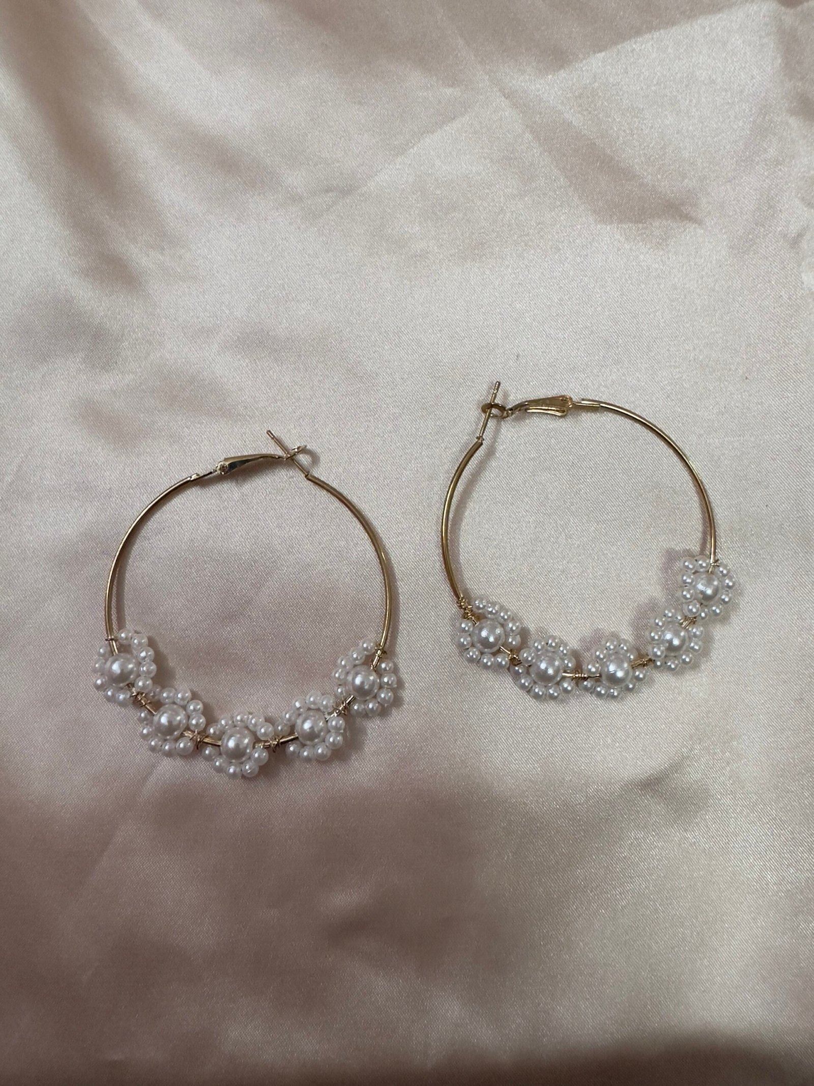 Hoops With Flower Pearls
