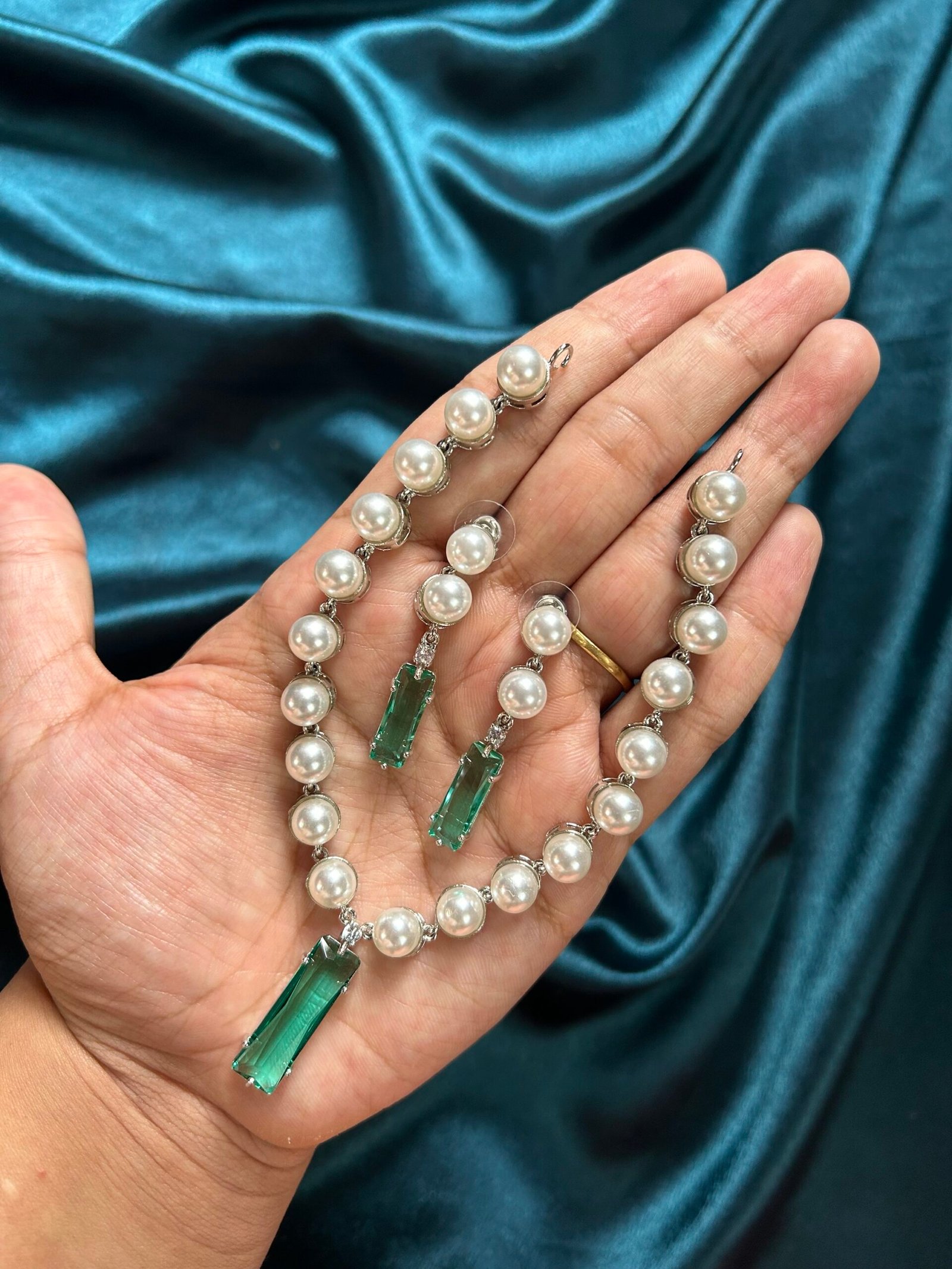 Kashni Pearl necklace Set - Sea green