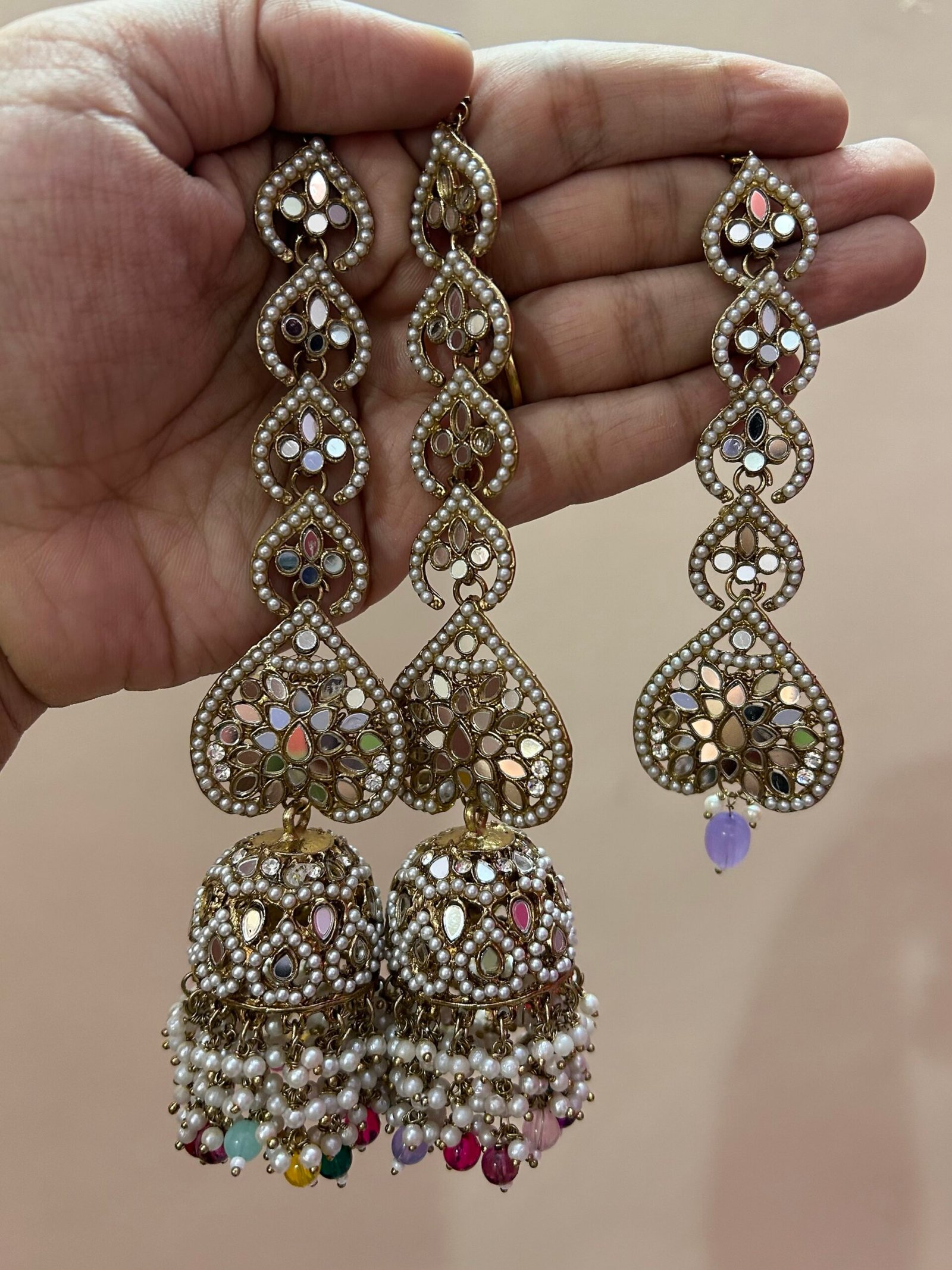 Dilkashi Earrings With Kaan Chain and Mangtika - Multi