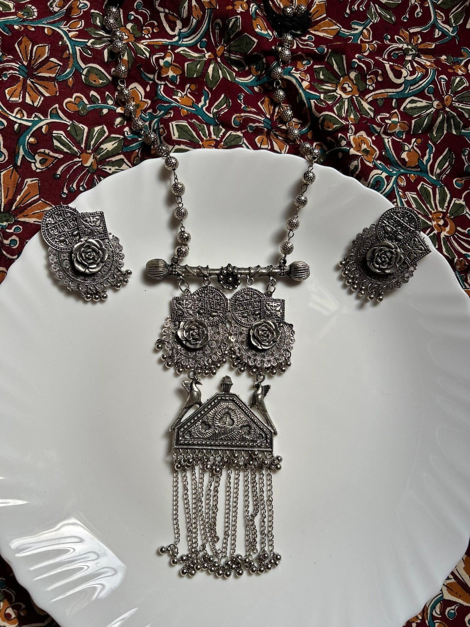 Long Rose Necklace Set