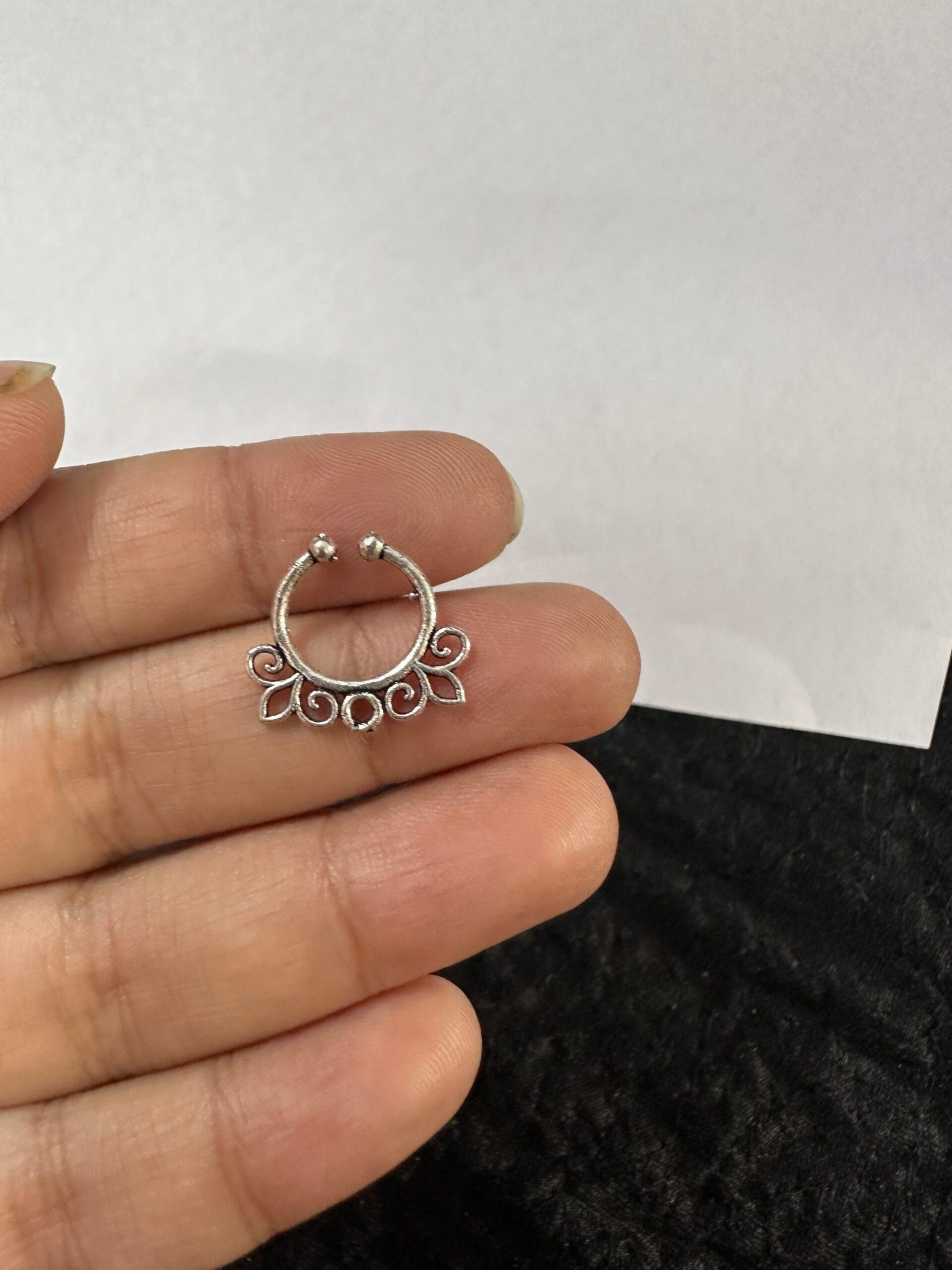 Round nose pin
