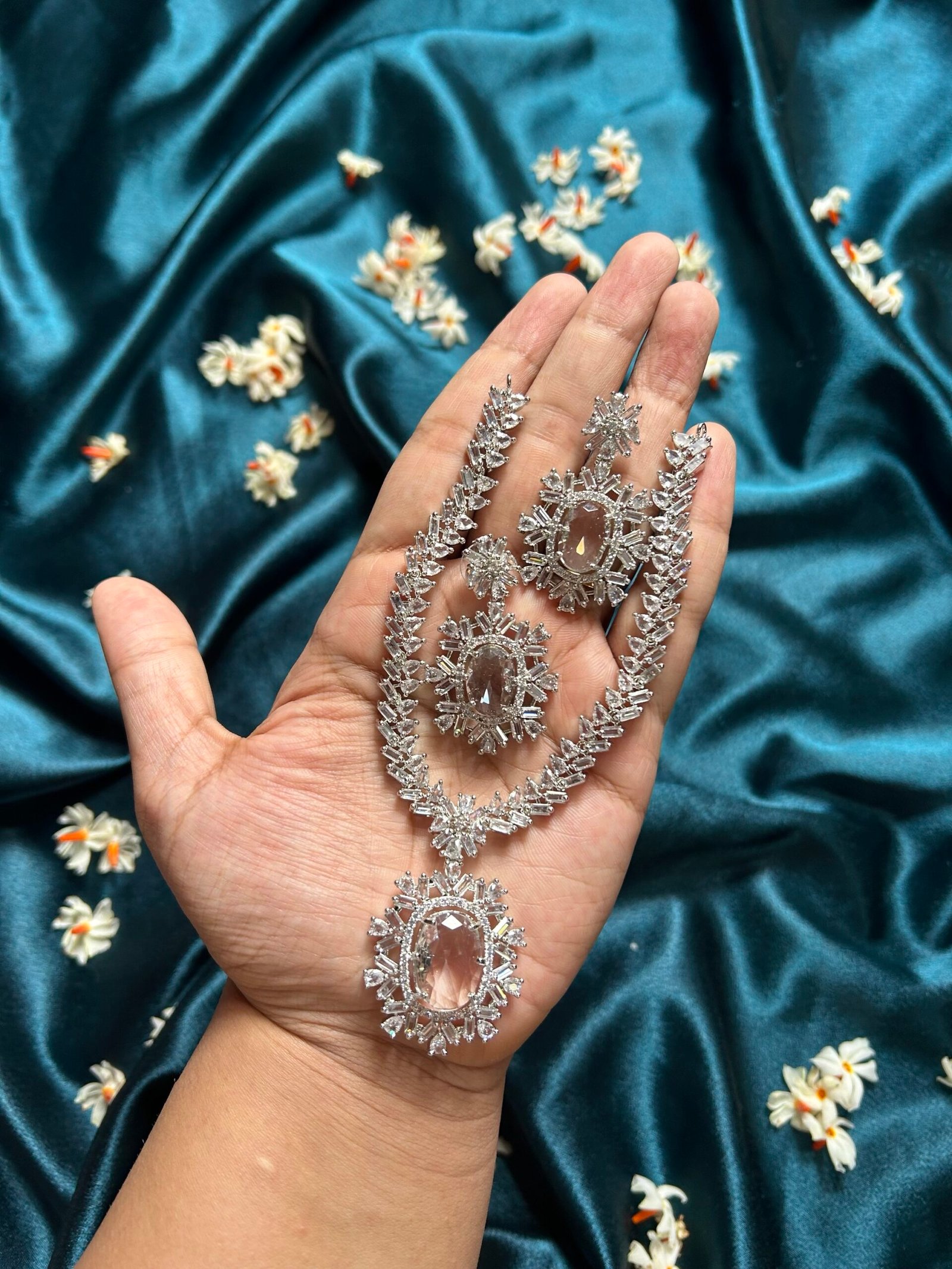 AD Necklace Set - Silver