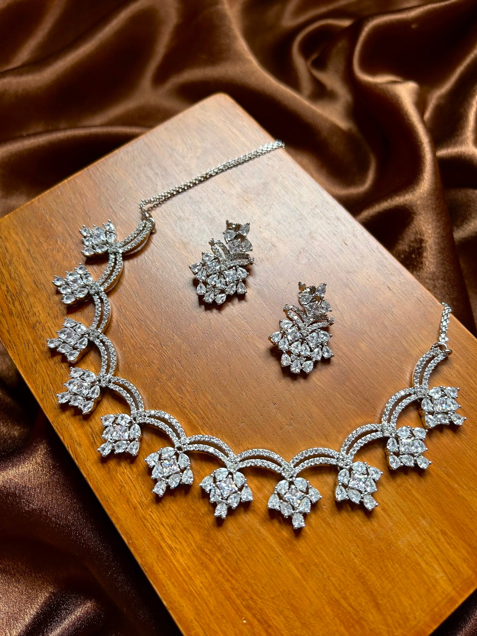 AD Silver Necklace Set