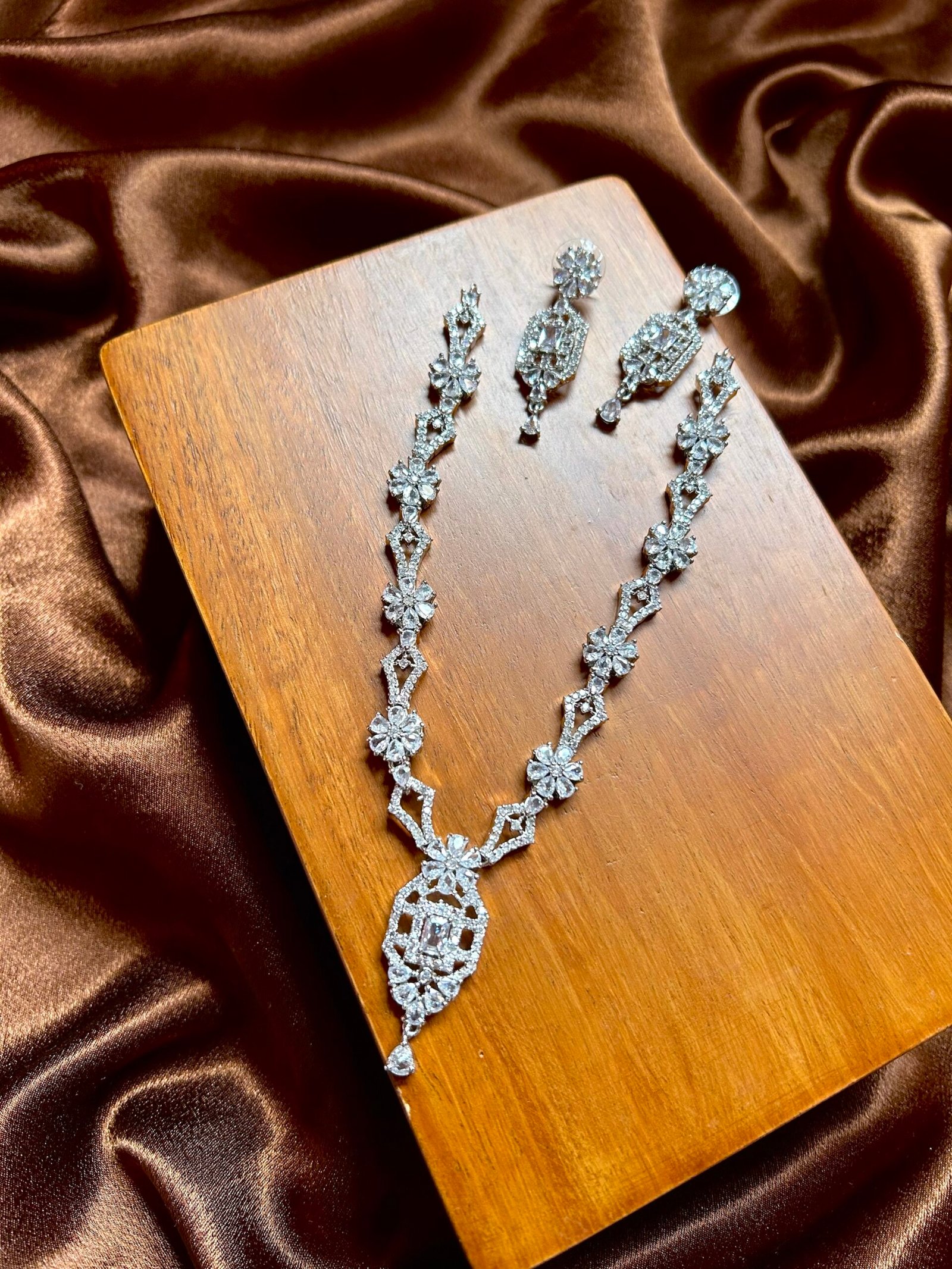 AD Necklace Set - Silver