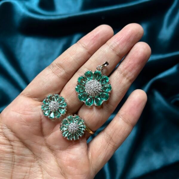 AD Flower Pendant Set - Sea Green