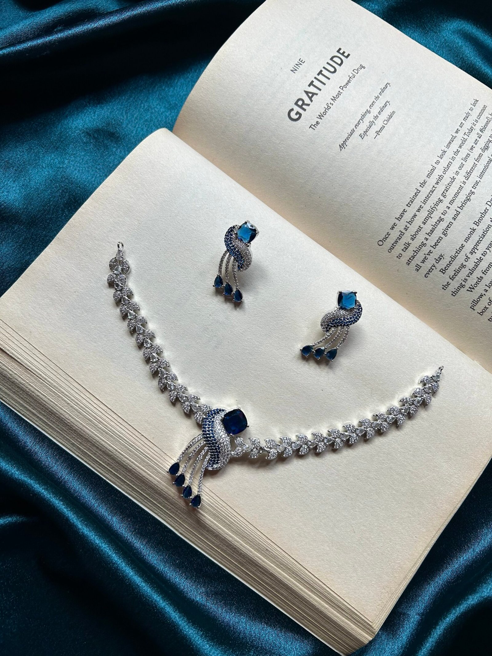 AD Necklace Set - Blue