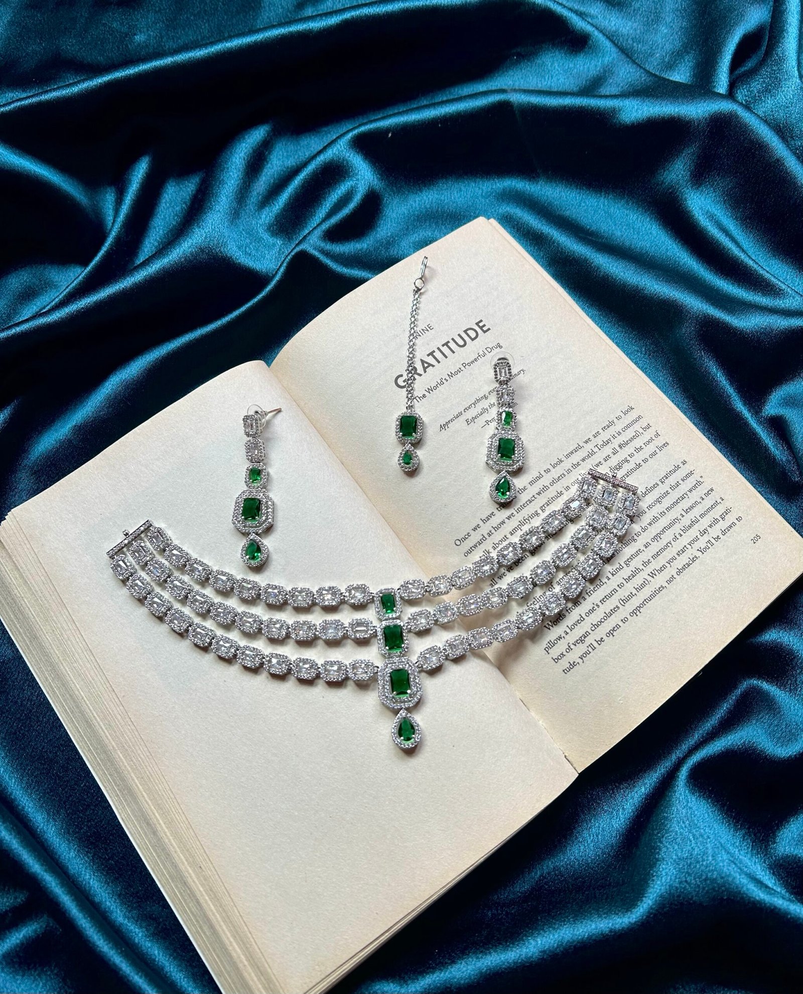 AD Necklace 3 Layer Set With Mangtika - Green